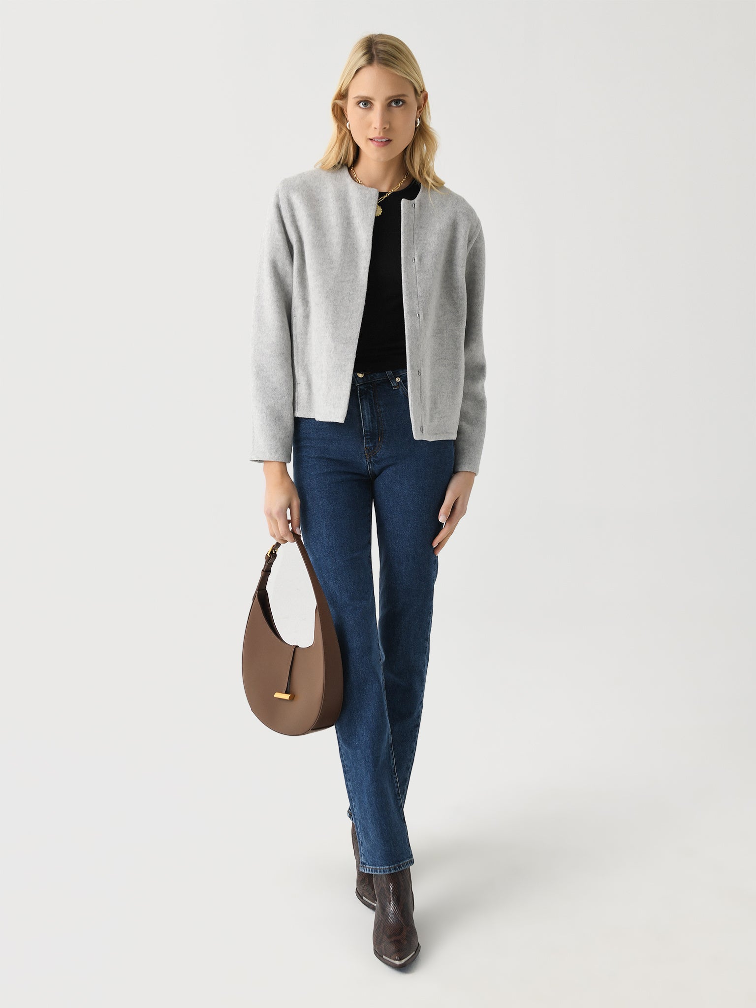 V082091596xHEATHERSTONEGREY-alt1