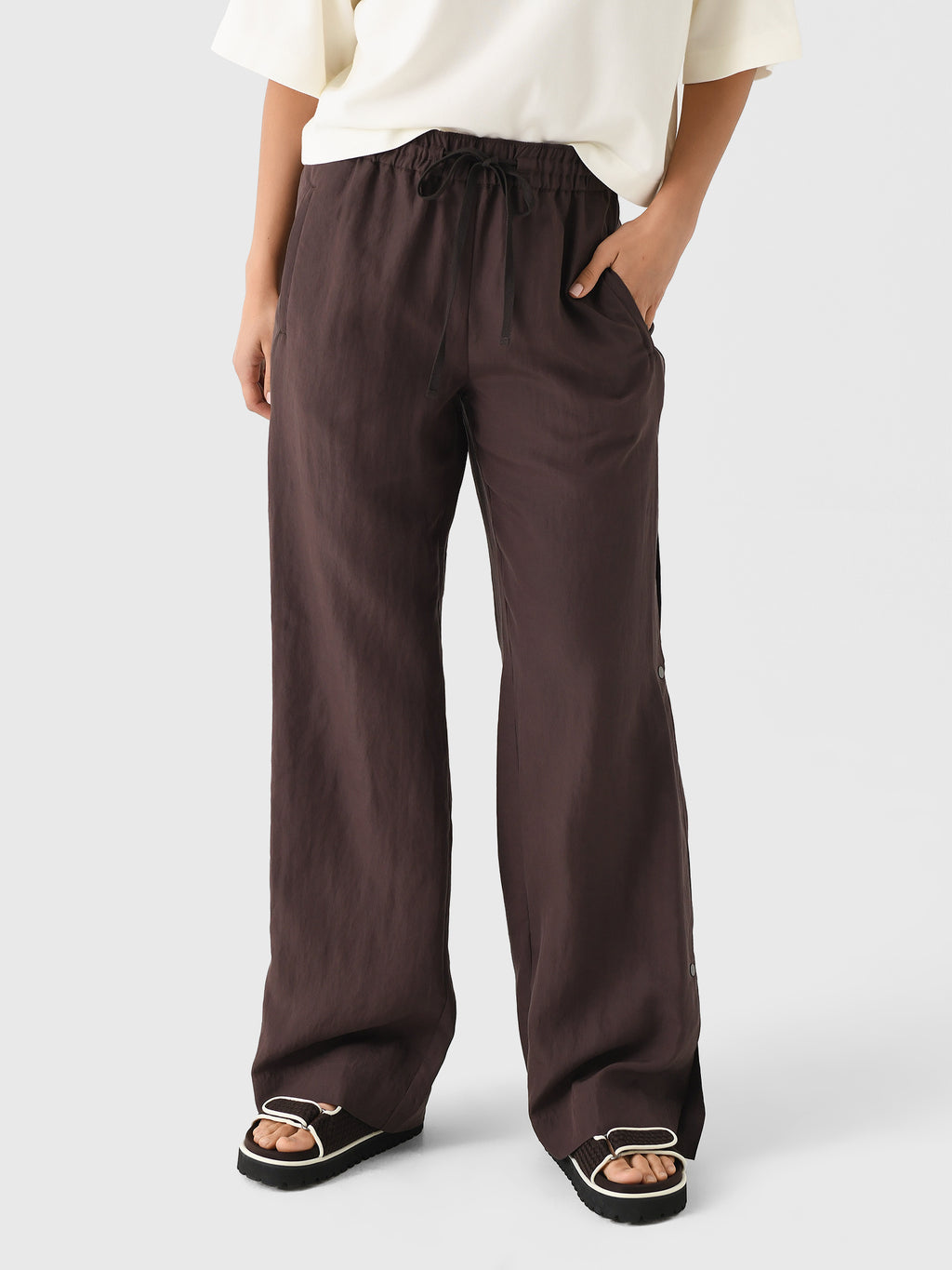 Vince Women's Side-Snap Pull-On Pant - Saint Bernard