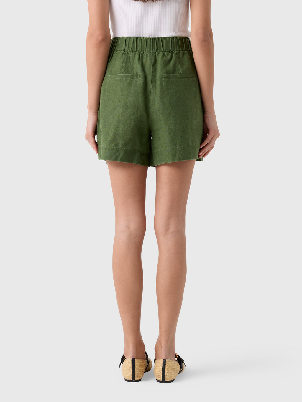 Vince Women's Hemp Short - Saint Bernard