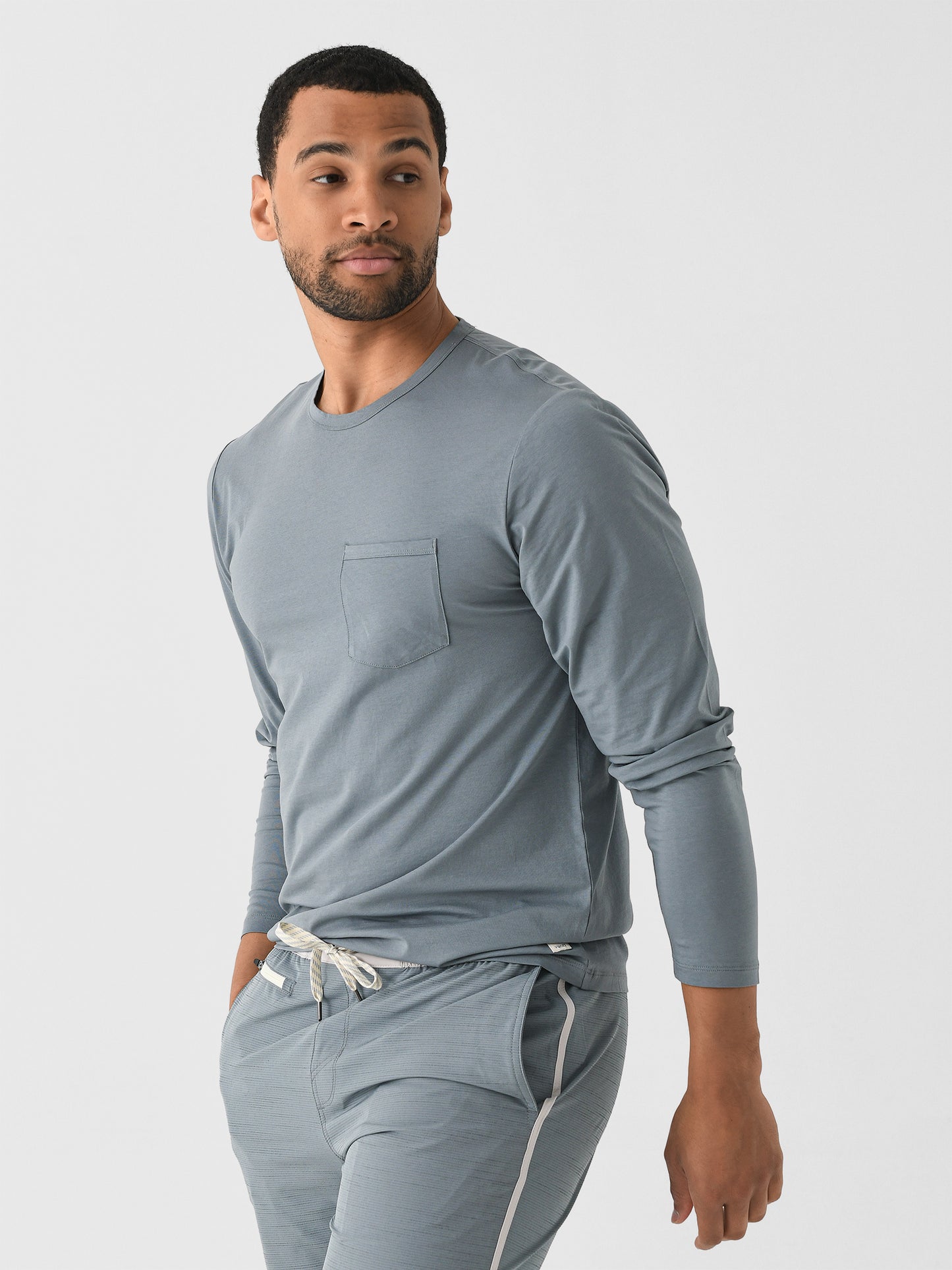 V1048xDUSTYBLUE-alt2