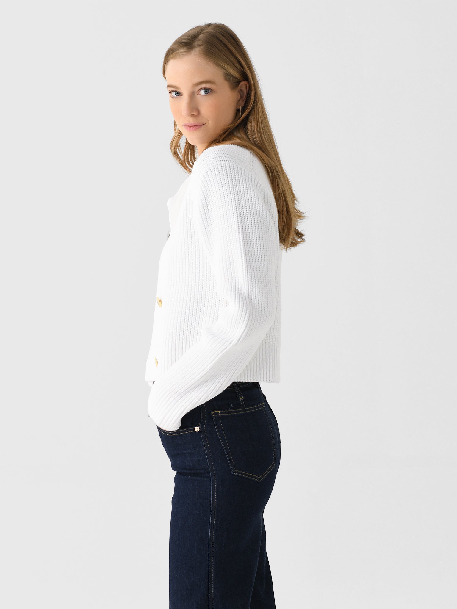 V108879709xOPTICWHITE-alt2