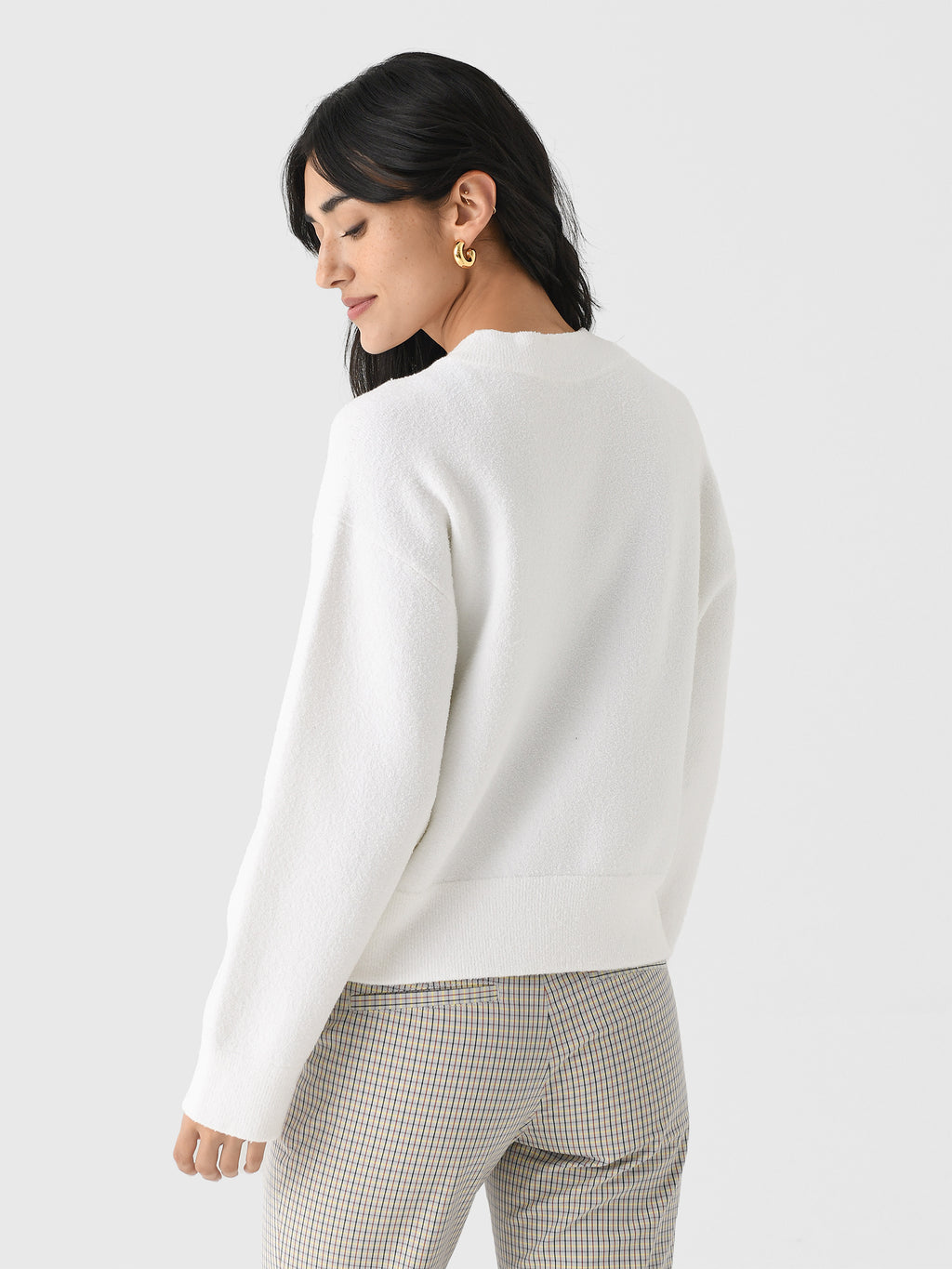 V108979719xOPTICWHITE-alt3