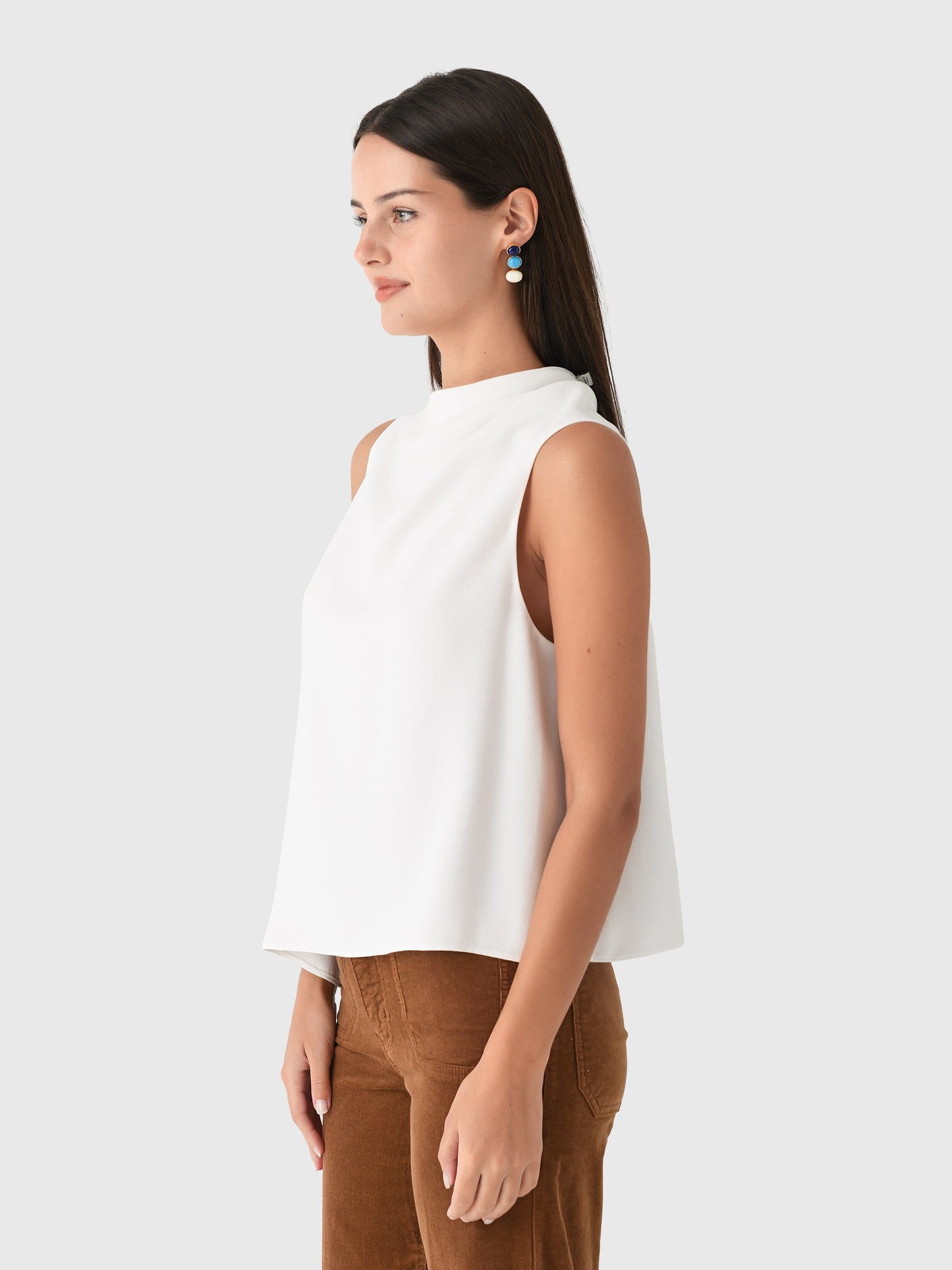 V124713156xOFFWHITE-alt2