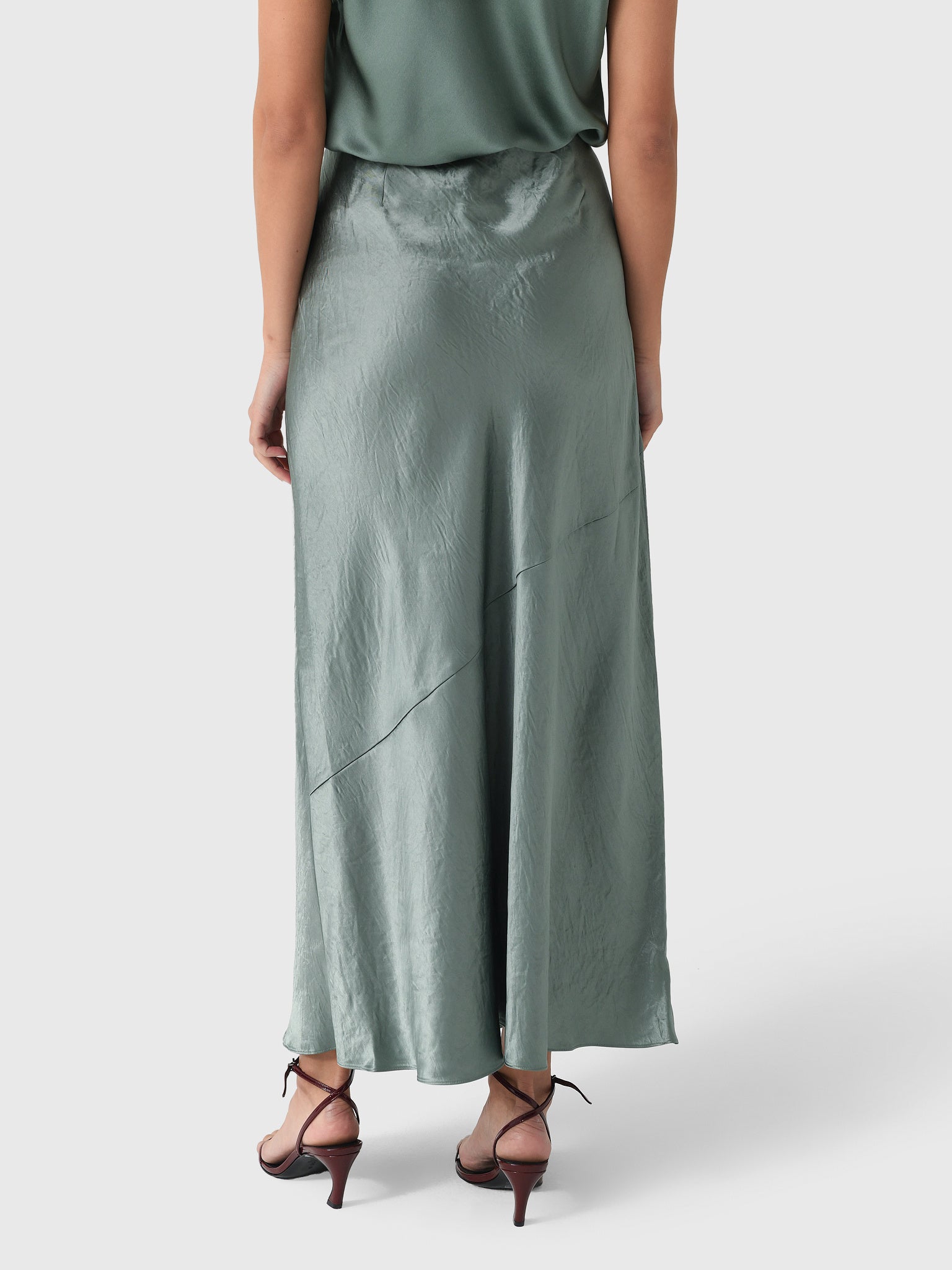 V133731061xDEEPPATINA-alt3