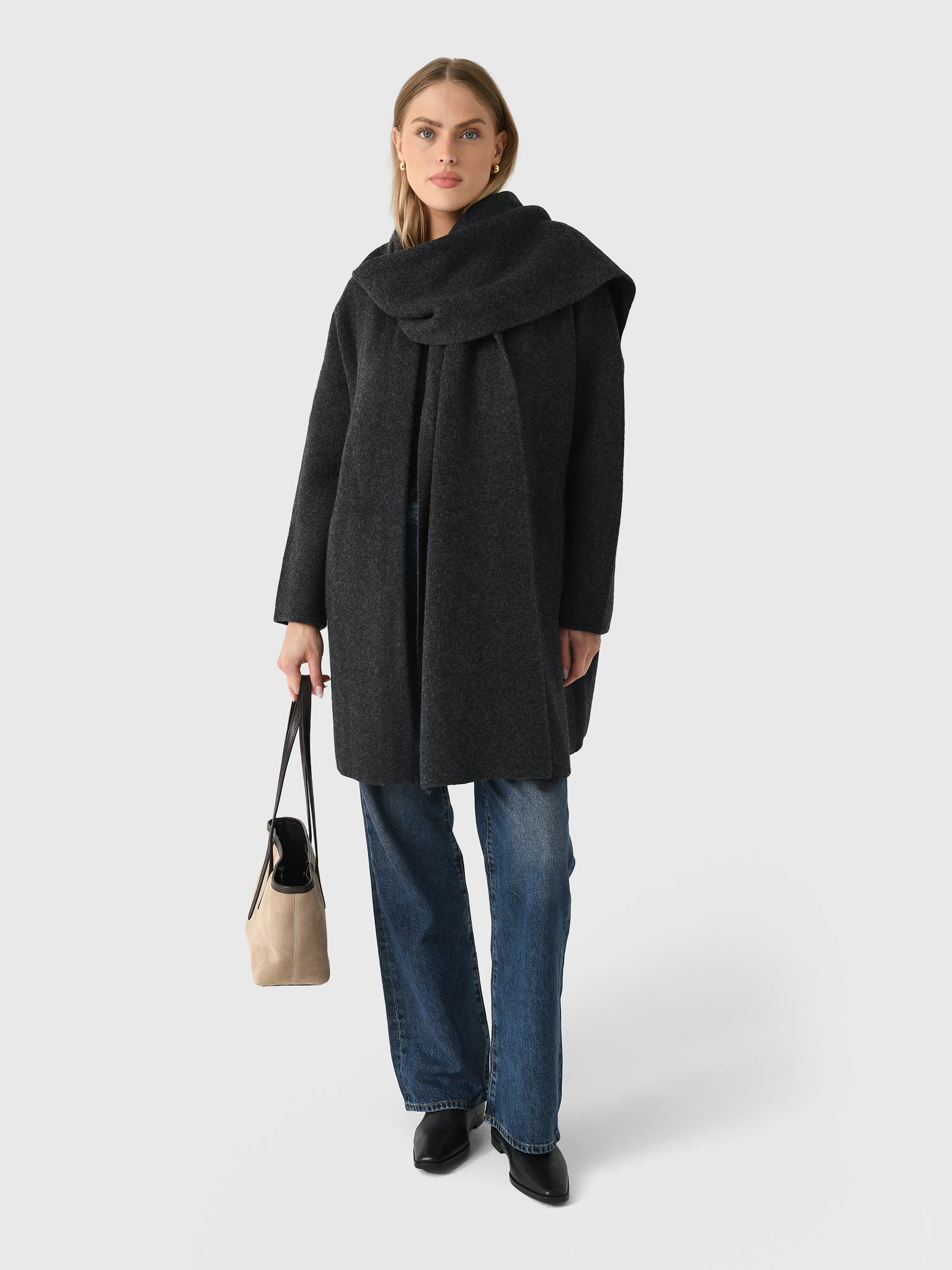 ポーカーズ　カンティス着用　　FORMA Wool Coat 11747391 Kais Coat - Mustard - Virgin wool - Sézane