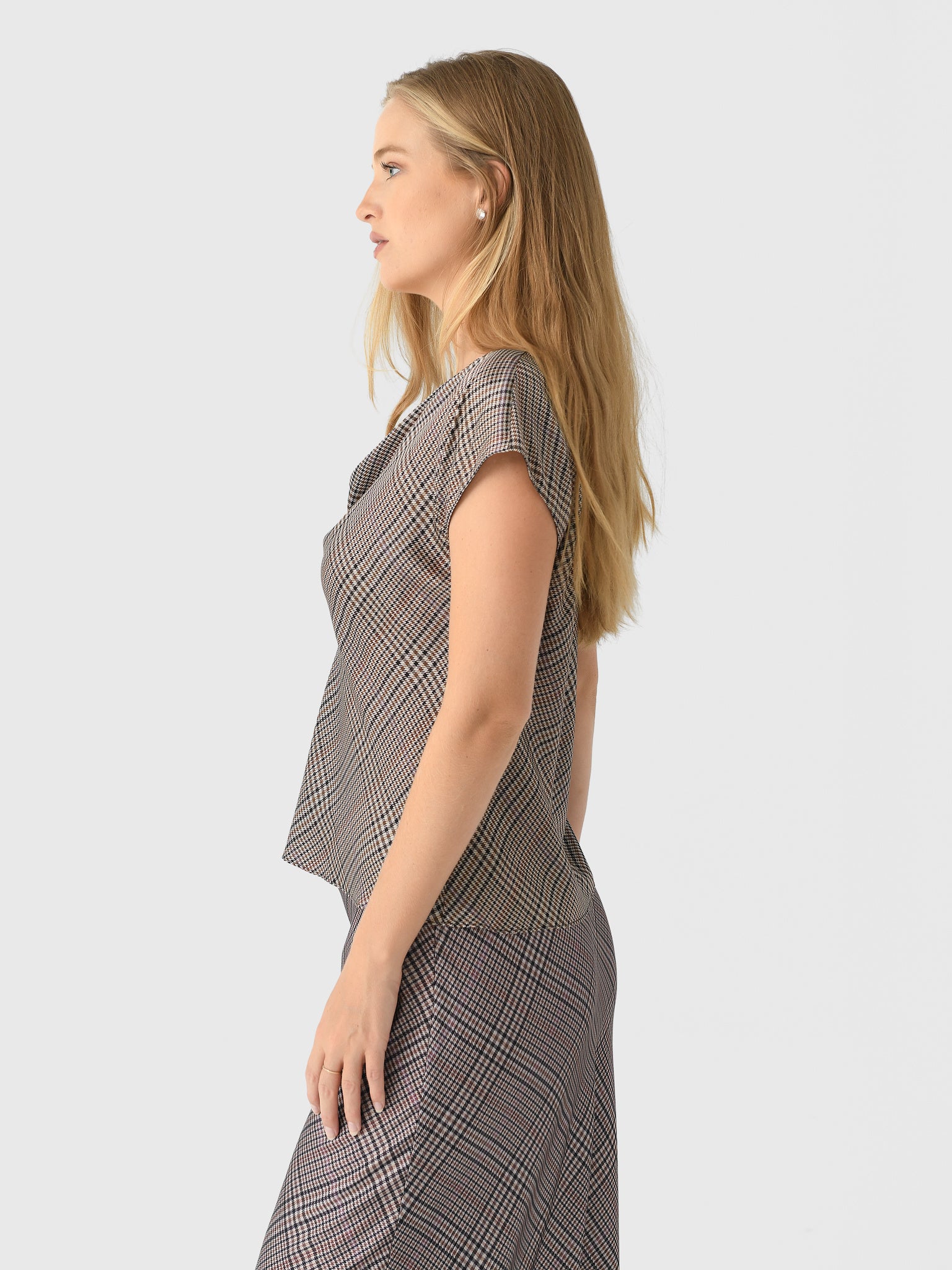 V144312595xMULTIPLAID-alt2