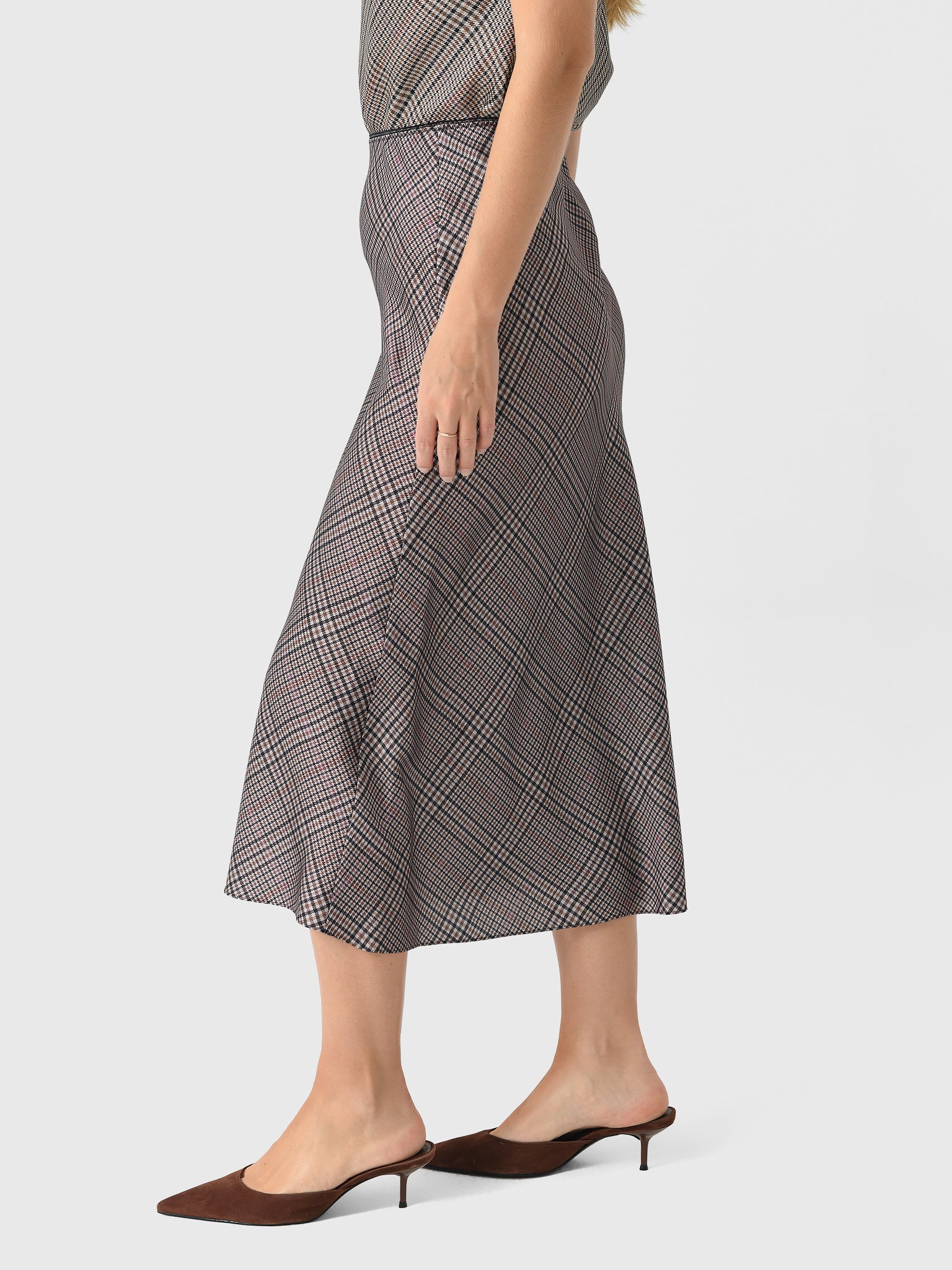 V144430960xMULTIPLAID-alt2