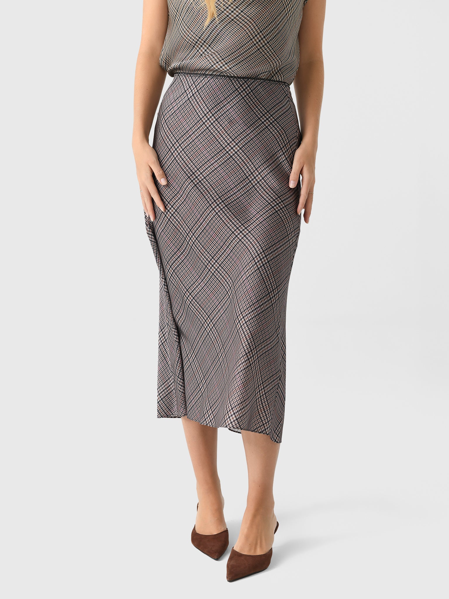 Vince Women's Pressed Plaid Shaped Hem Skirt - Saint Bernard
