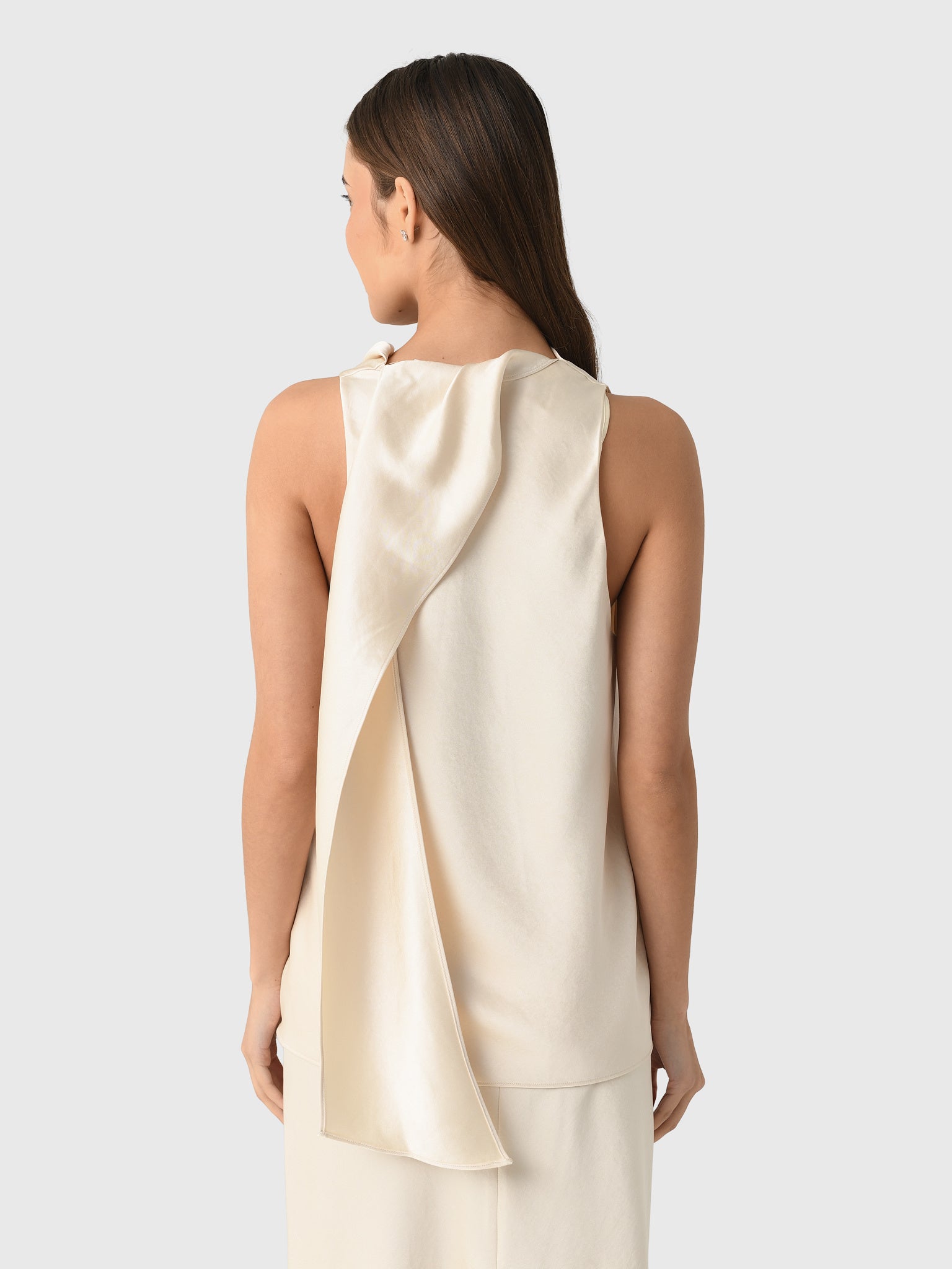 V156513182xBONA-alt2