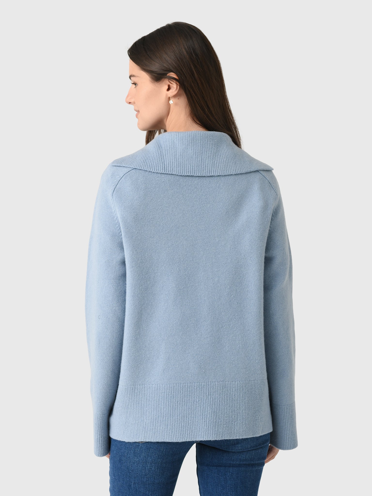 V167379835xPACIFIC-alt2