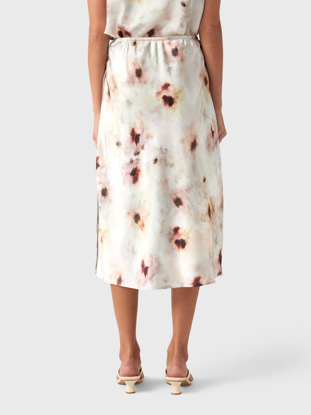 Vince Women's Watercolor Floral Satin Slip-Skirt - Saint Bernard