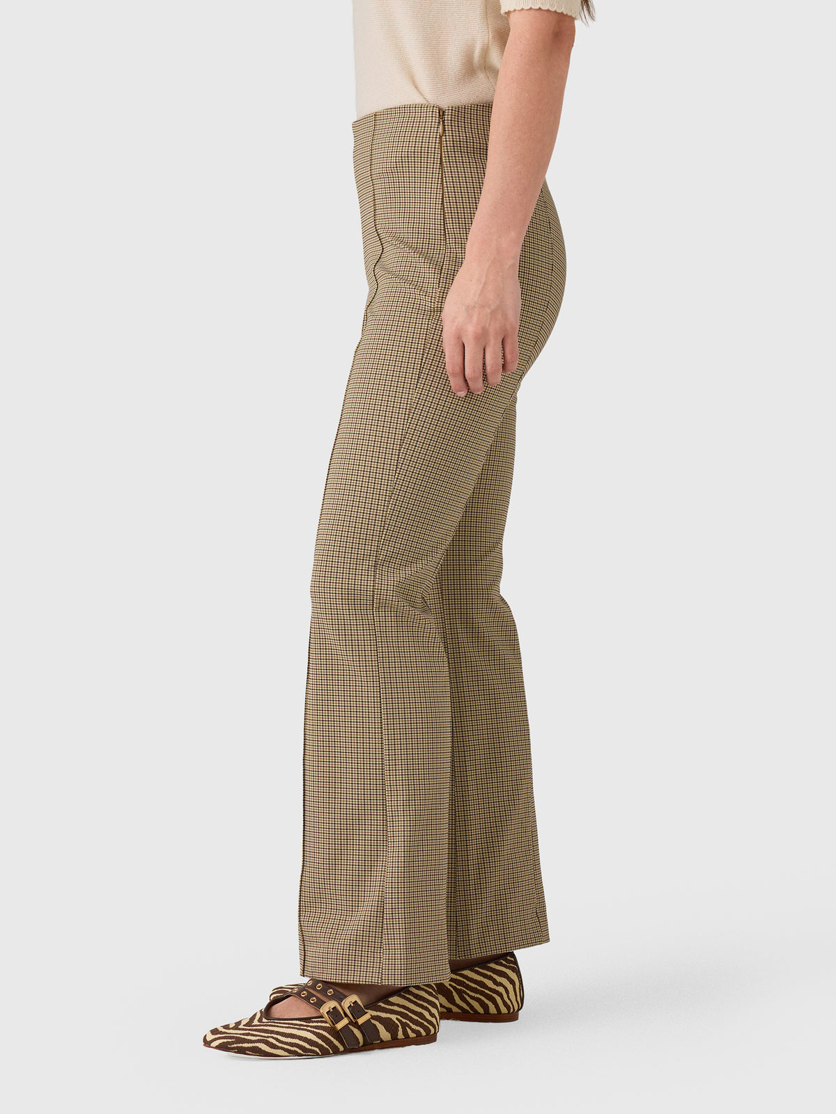 Vince Women's Niki Plaid Mid-Rise Crop Flare Pant - Saint Bernard