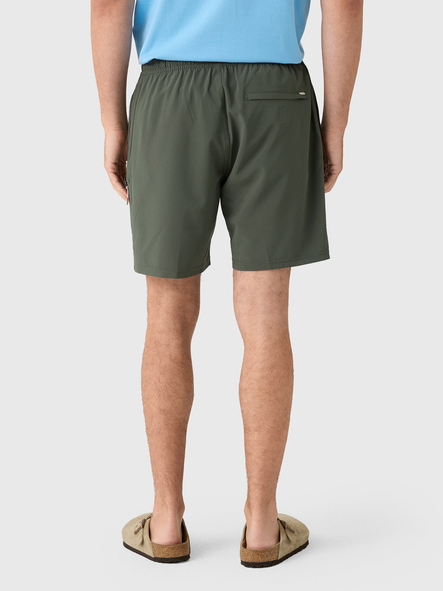 Vuori Men's Banks Session Unlined 7" Short - Saint Bernard