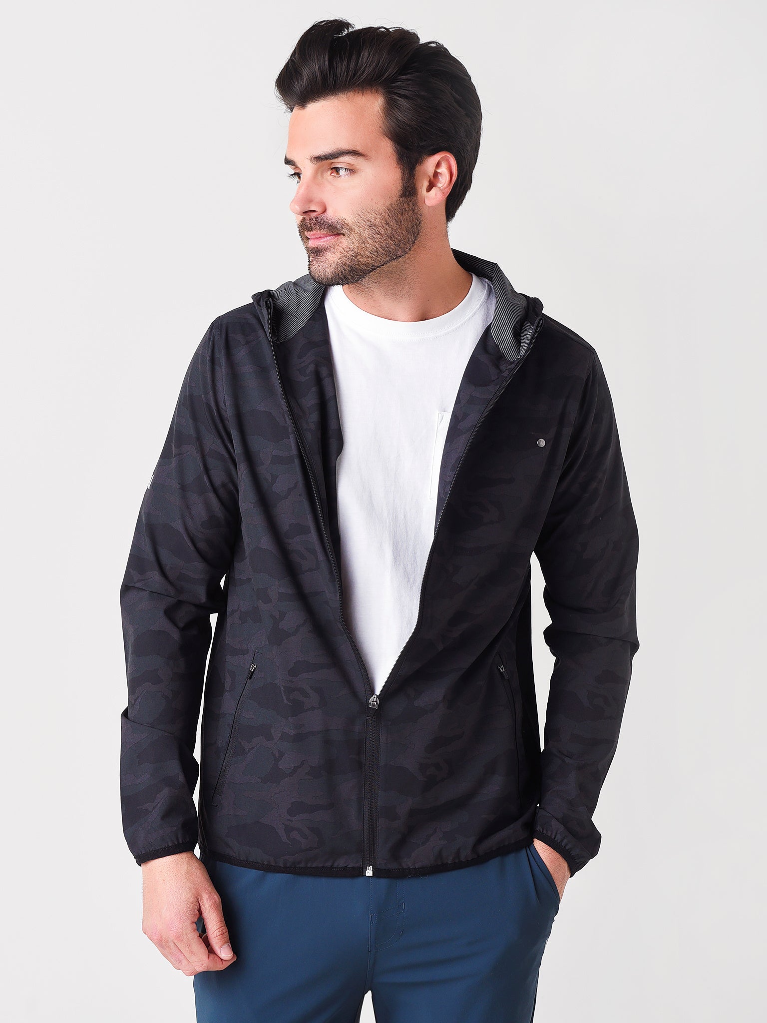 Vuori Men's Outdoor Trainer Shell - Saint Bernard