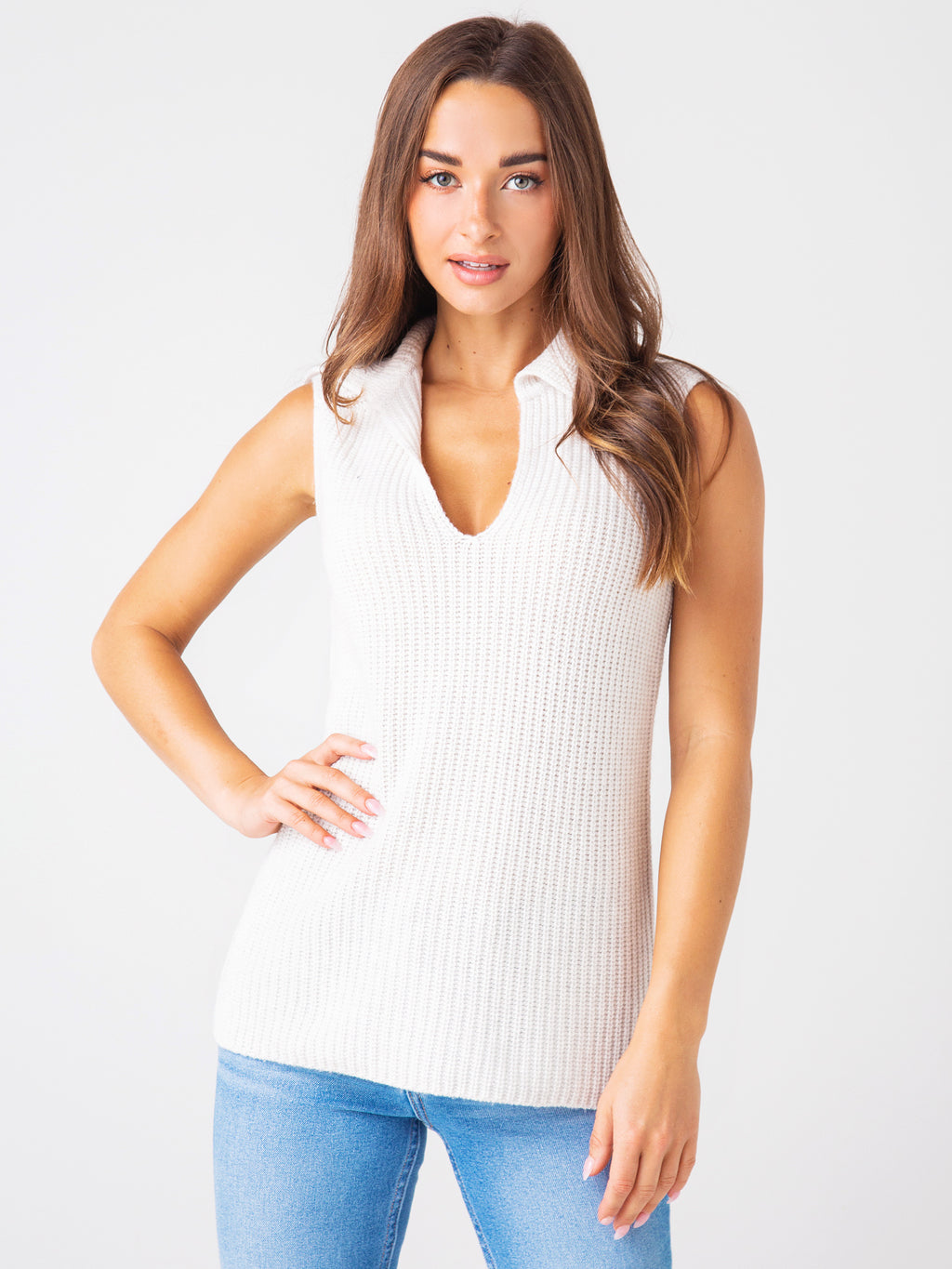 Vince Women's Cashmere V-Neck Collared Vest - Saint Bernard