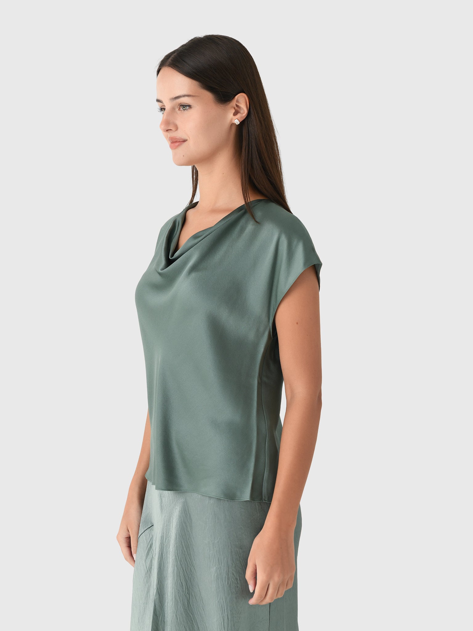 V796112595xDEEPPATINA-alt2