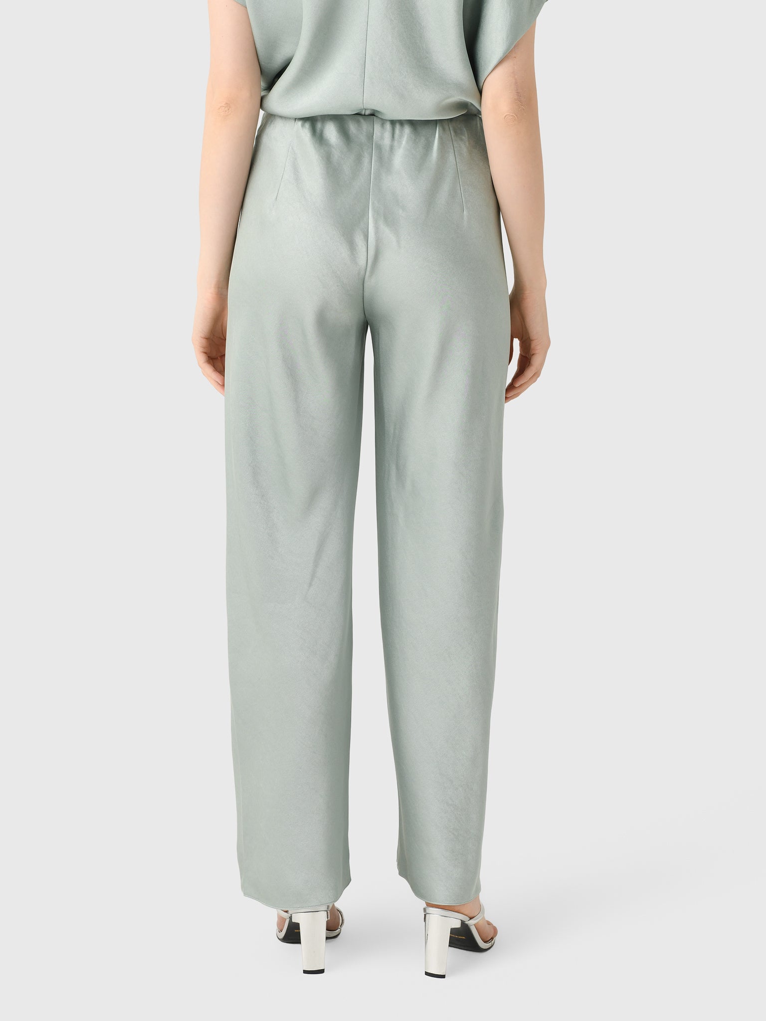 Vince Women's Fluid Satin Bias Pant | $368.00 | Saint Bernard Vince Women's Fluid Satin Bias Pant | $368.00 | Saint Bernard