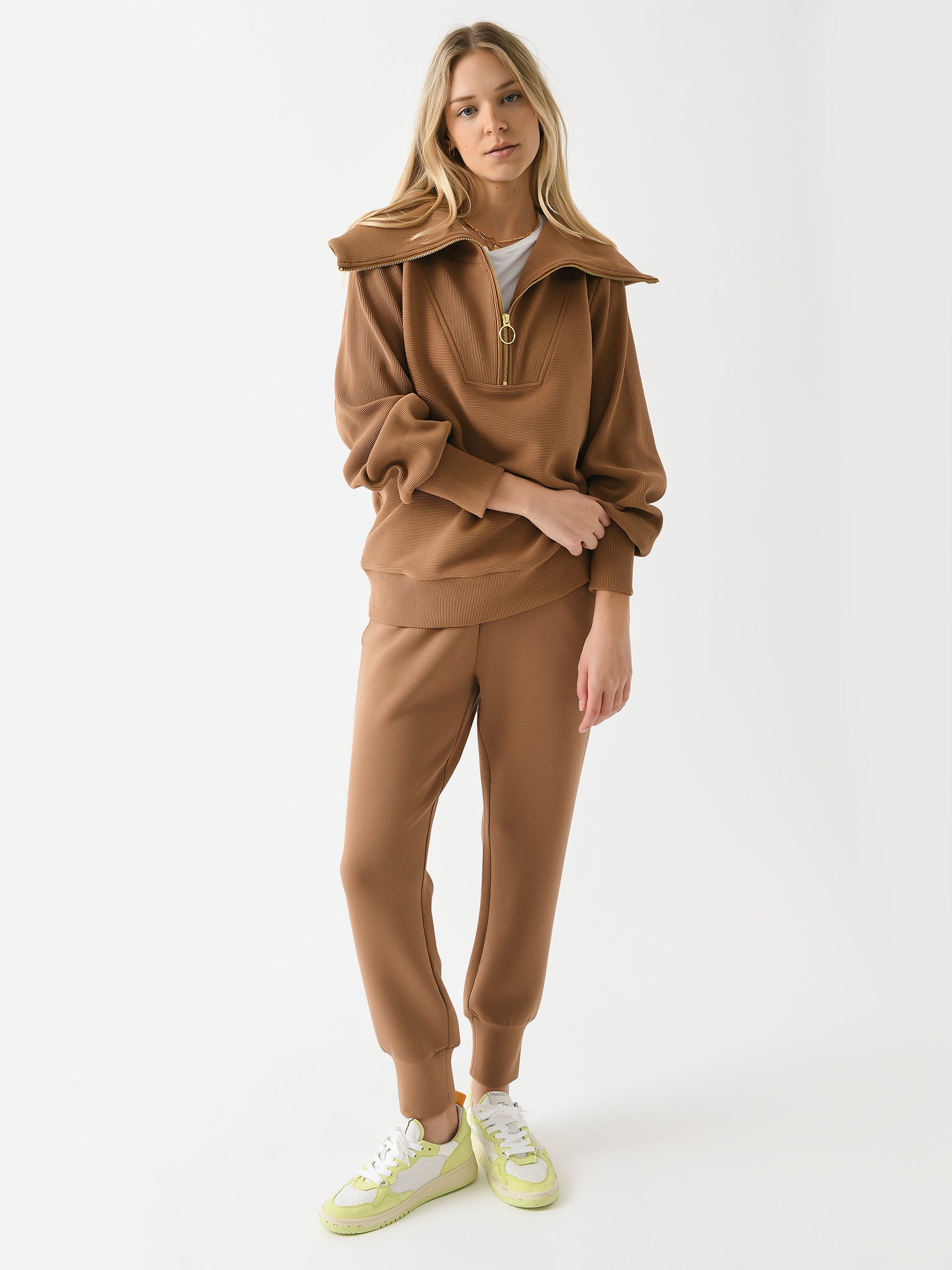 Varley Women's Vine Half-Zip Pullover – Saint Bernard