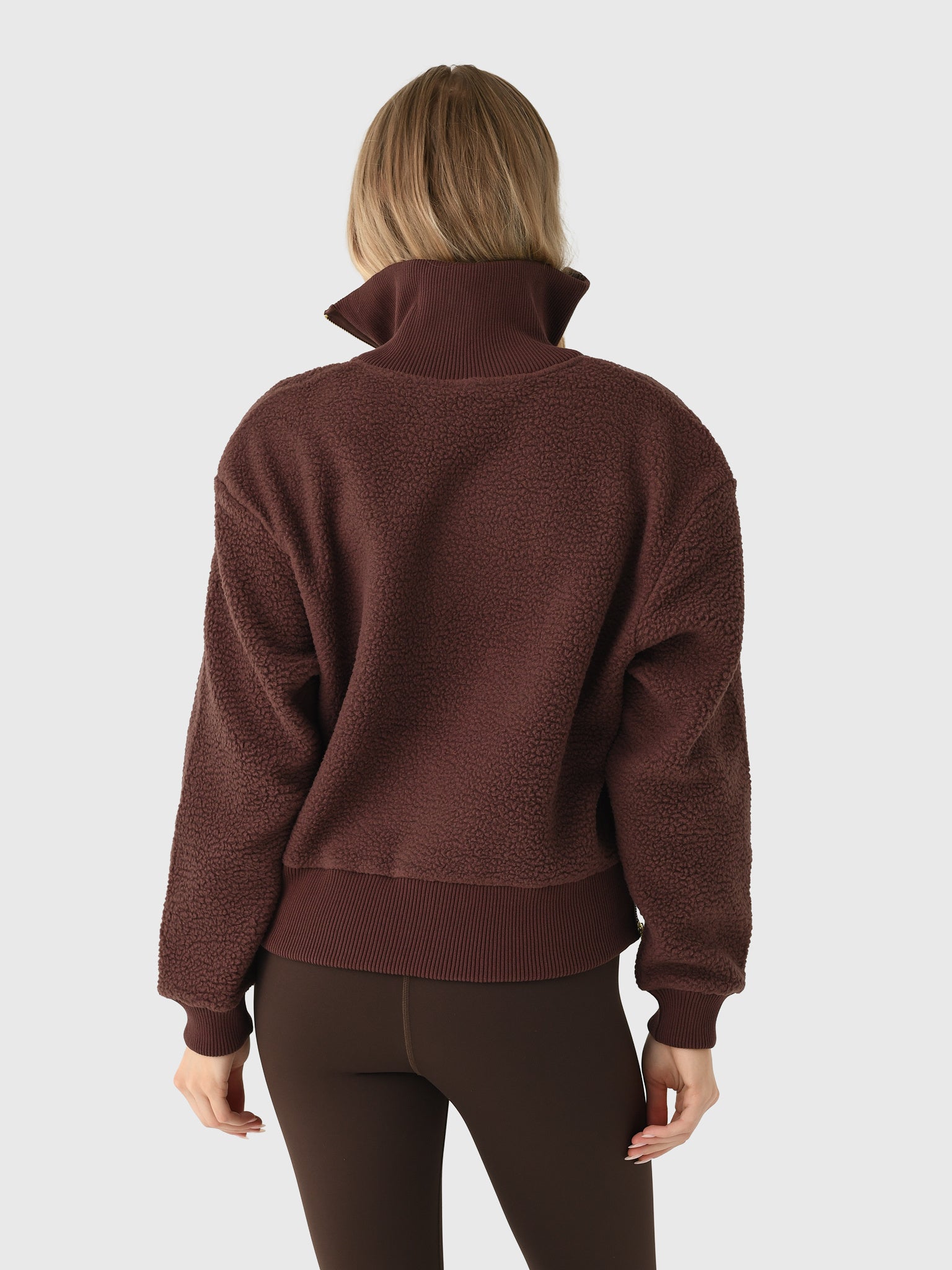 VAR01167xDEEPMAHOHANY-alt2