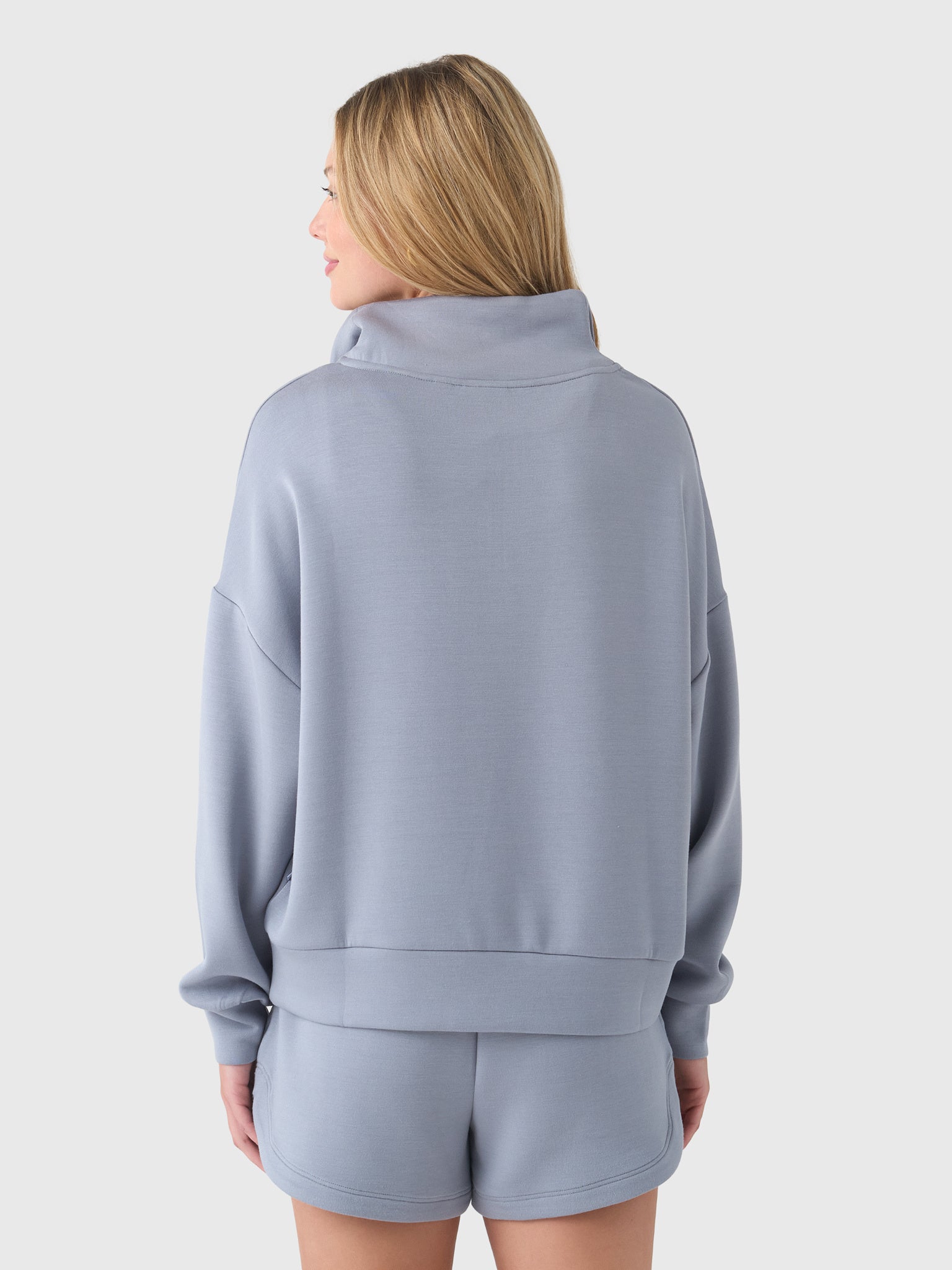 Varley Women's Hawley Half-Zip Sweatshirt – Saint Bernard