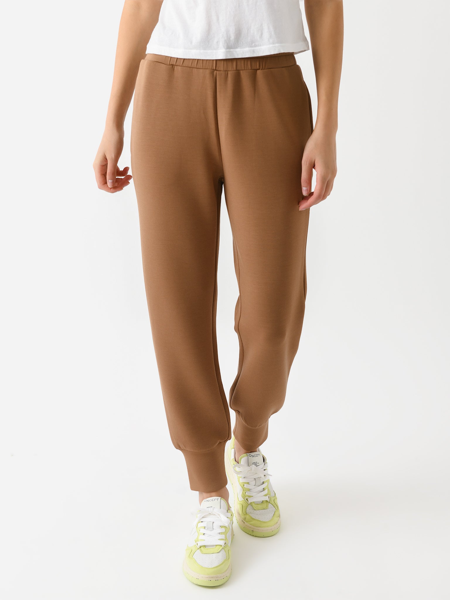 Varley Women's Slim Cuff Pant - Saint Bernard