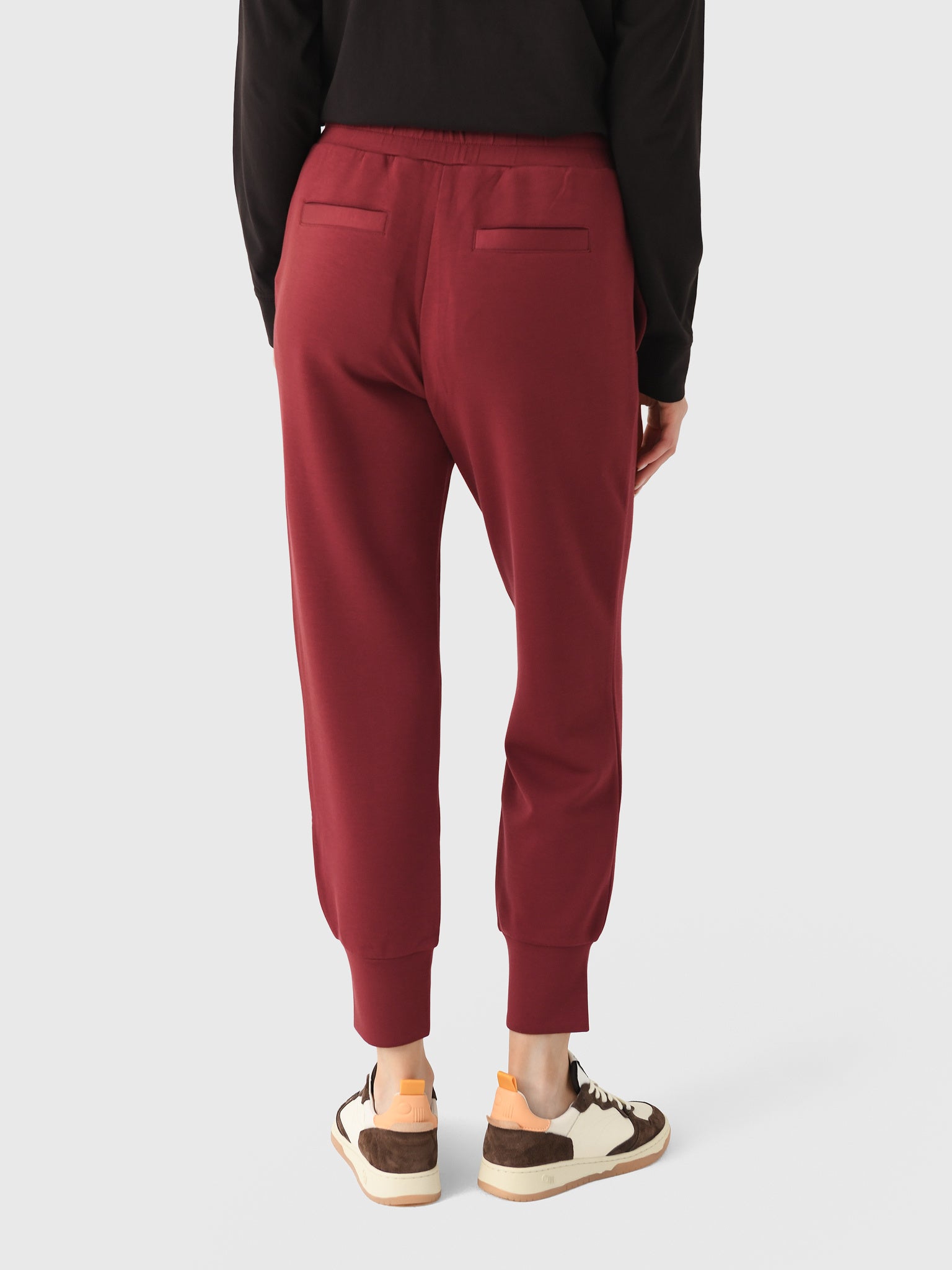 VAR01714xNEWMAROON-alt2