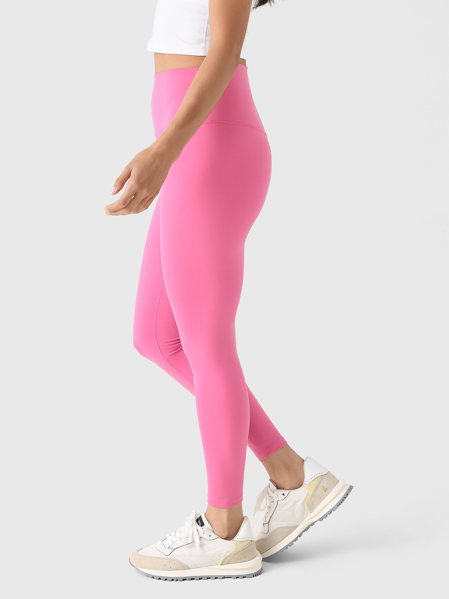 VAR01817xIBISROSE-alt2