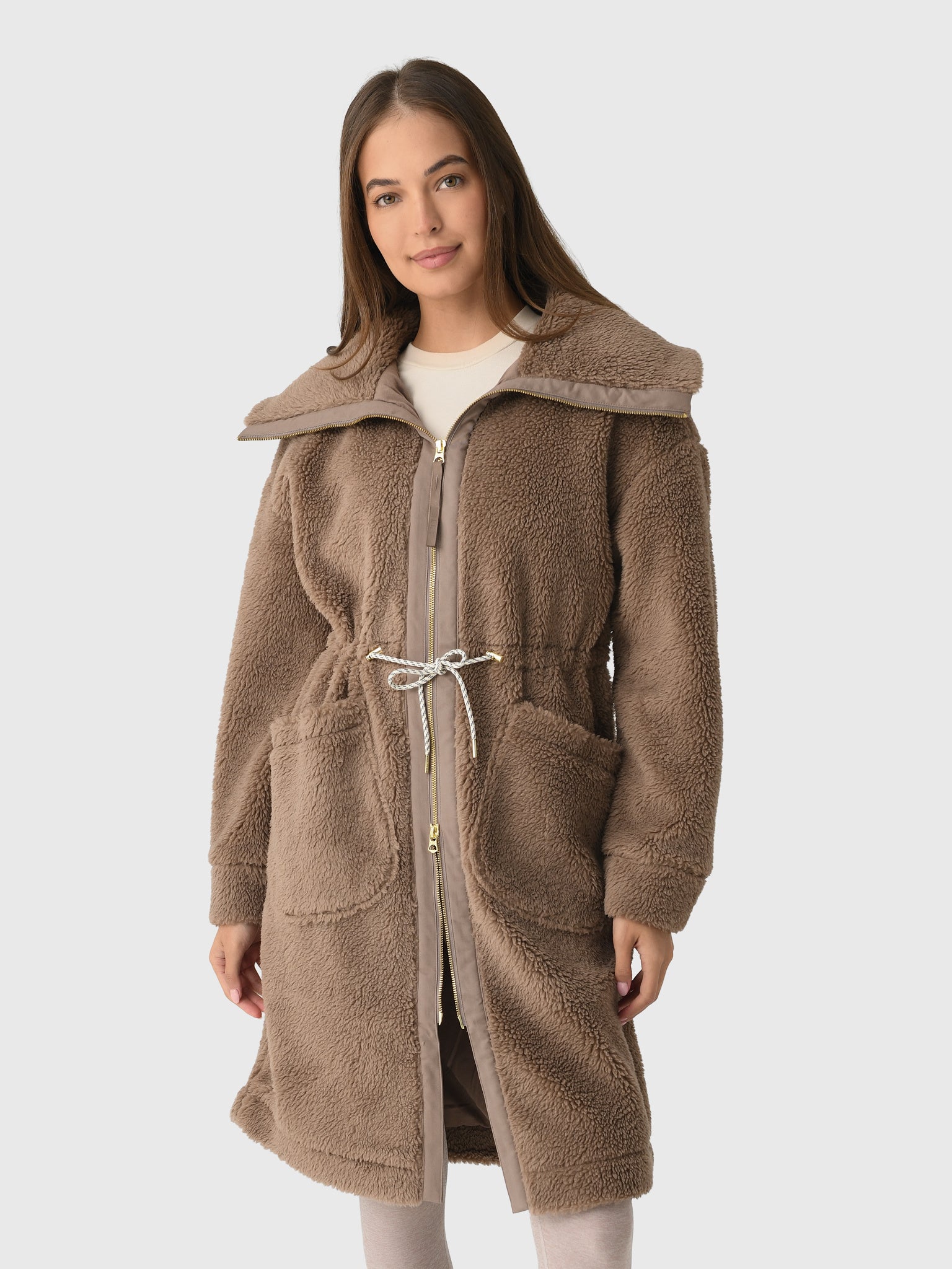 Varley Women's Logan Sherpa Coat – Saint Bernard