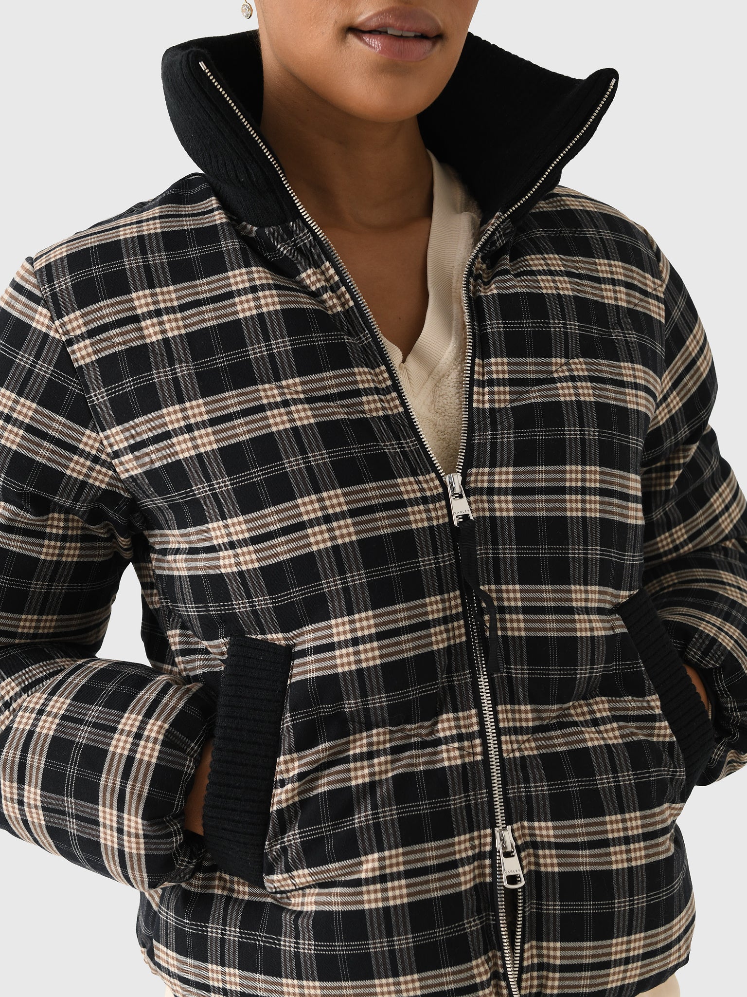 VAR02666xNAVYCHECK-alt4