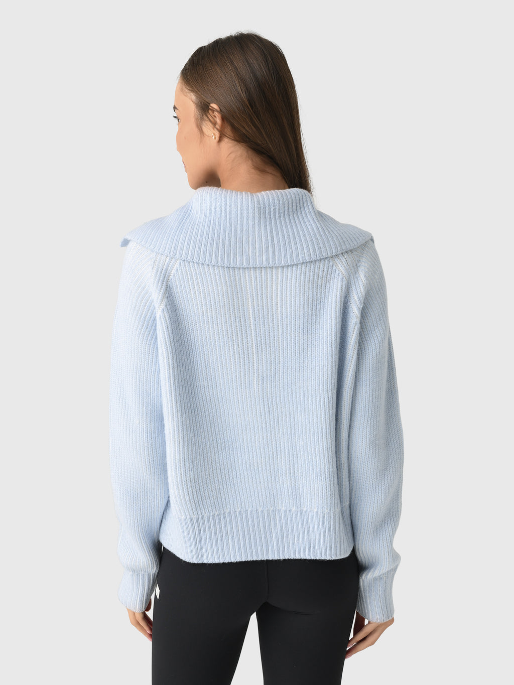 VAR02824xMISTBLUE-alt2