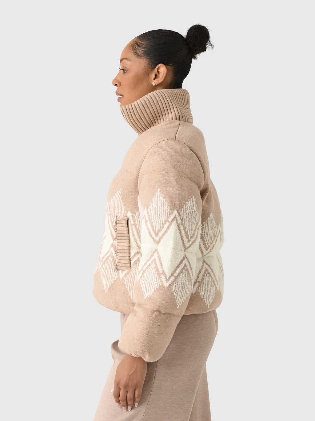 VAR02844xLIGHTTAUPE-alt2