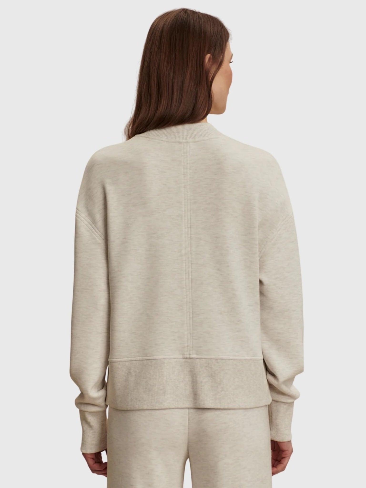 VAR02946xIVORYMARL-alt1