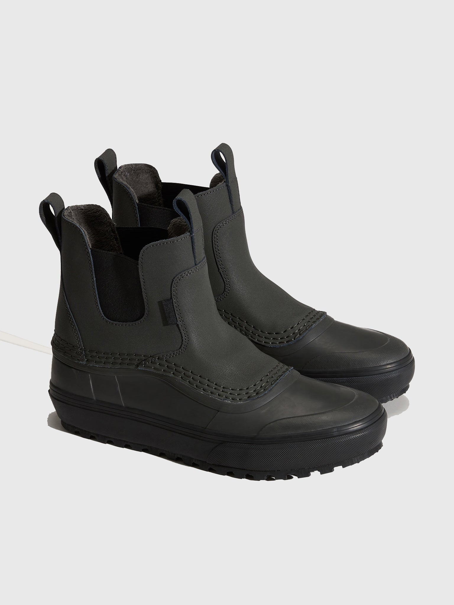 Vans MTE Standard Mid Chelsea Waterproof Boot - Saint Bernard