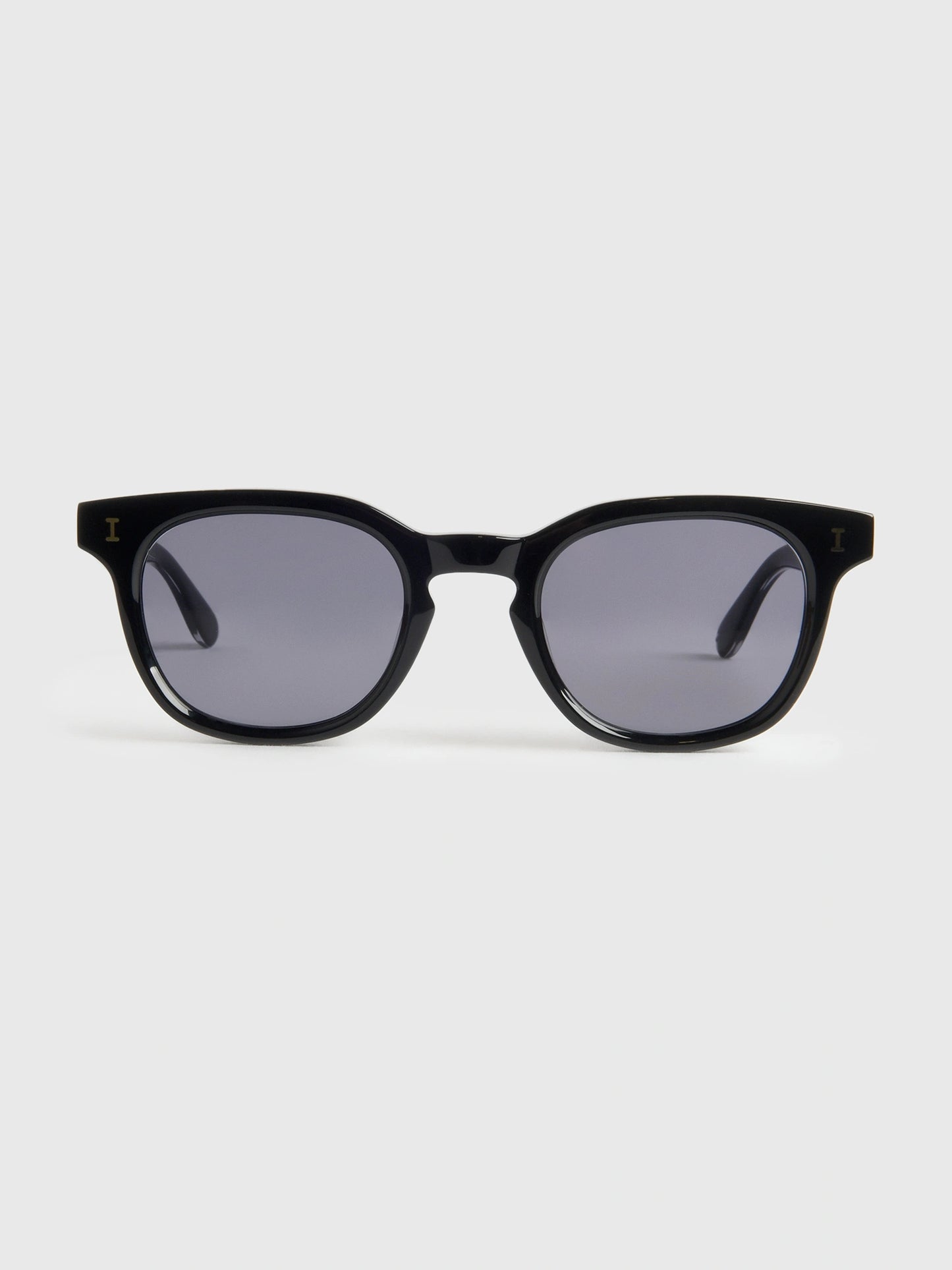 VNE10FxBLACKGOLDWGREYLENSES-alt2