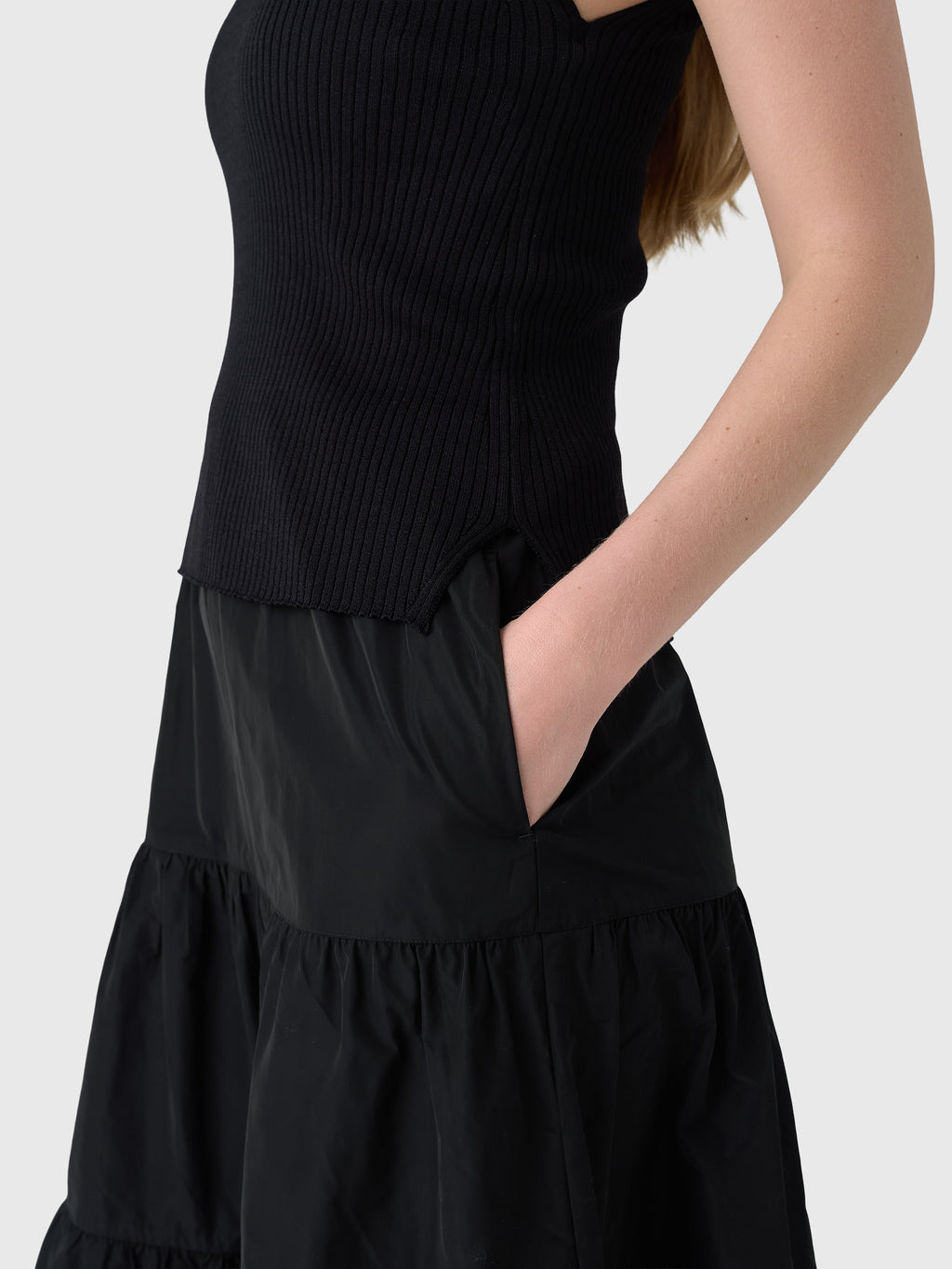 VNT4681xBLACKONYX-alt2