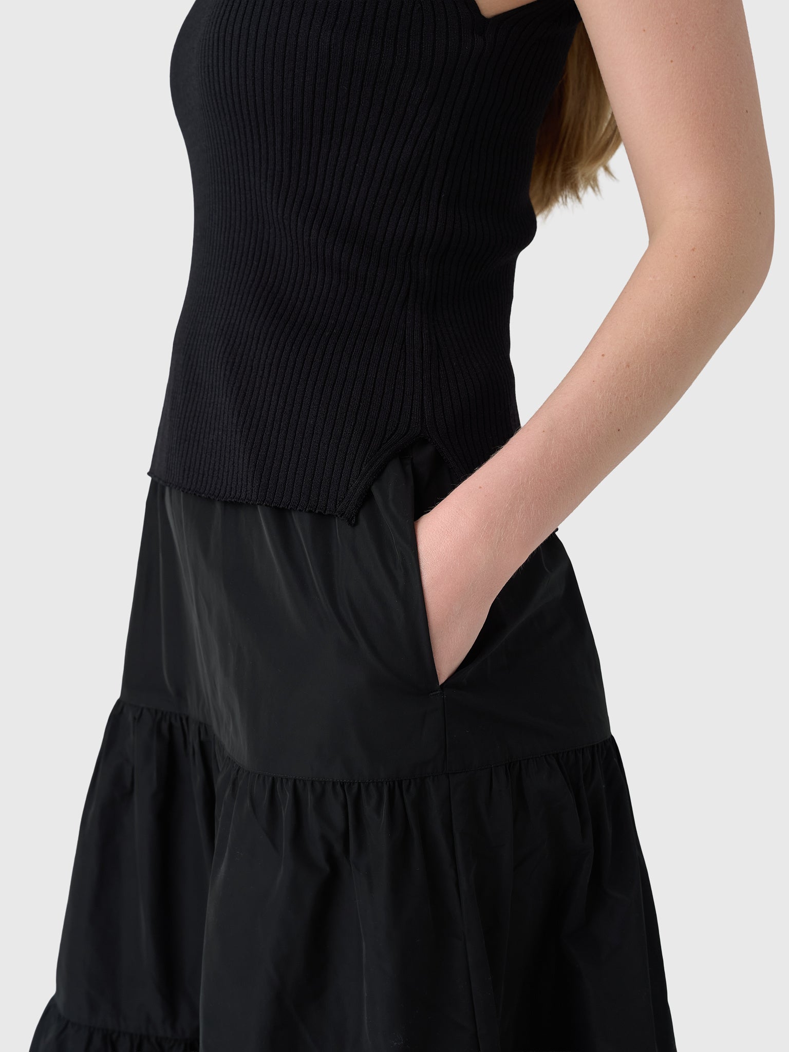 VNT4681xBLACKONYX-alt2