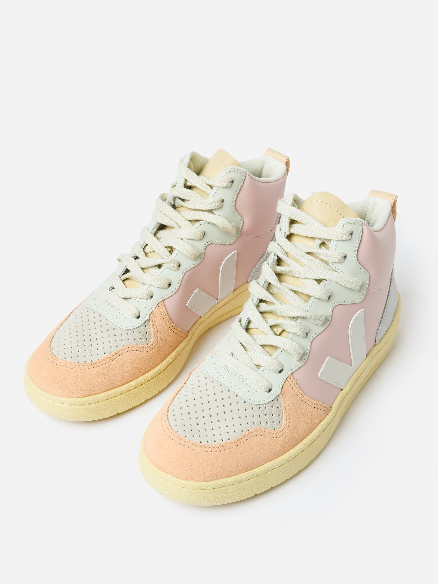 VEJA Women's V-15 Leather Sneaker - Saint Bernard