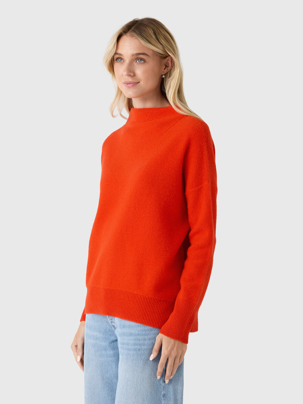 Vince Women's Plush Cashmere Funnel-Neck Sweater - Saint Bernard