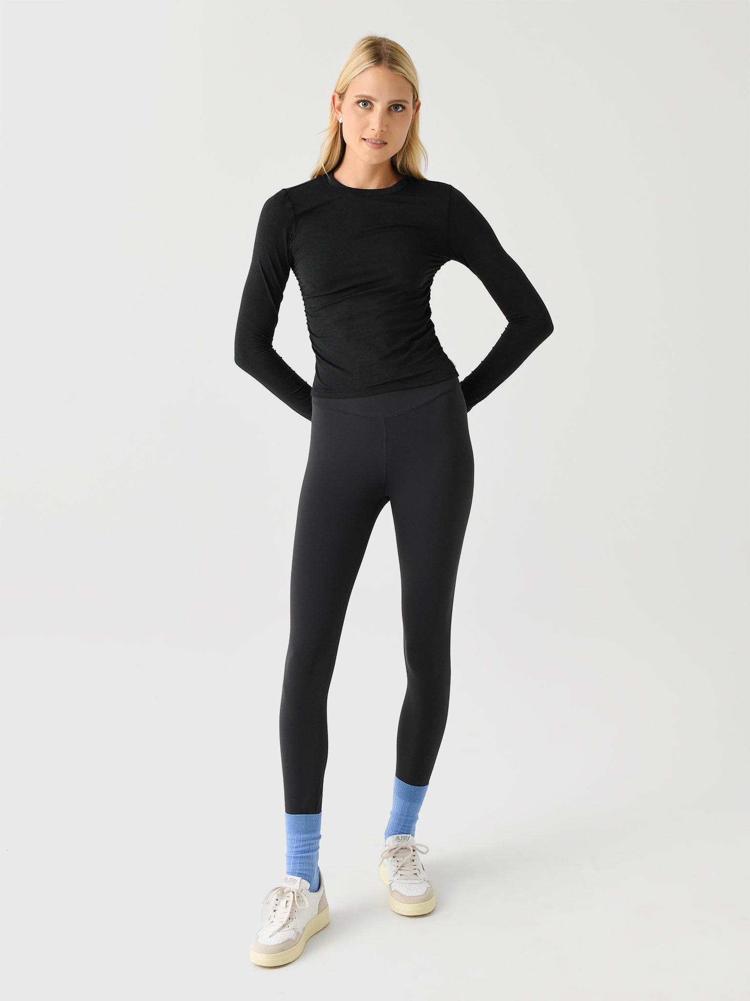 VW1173xBLACKHEATHER-alt1