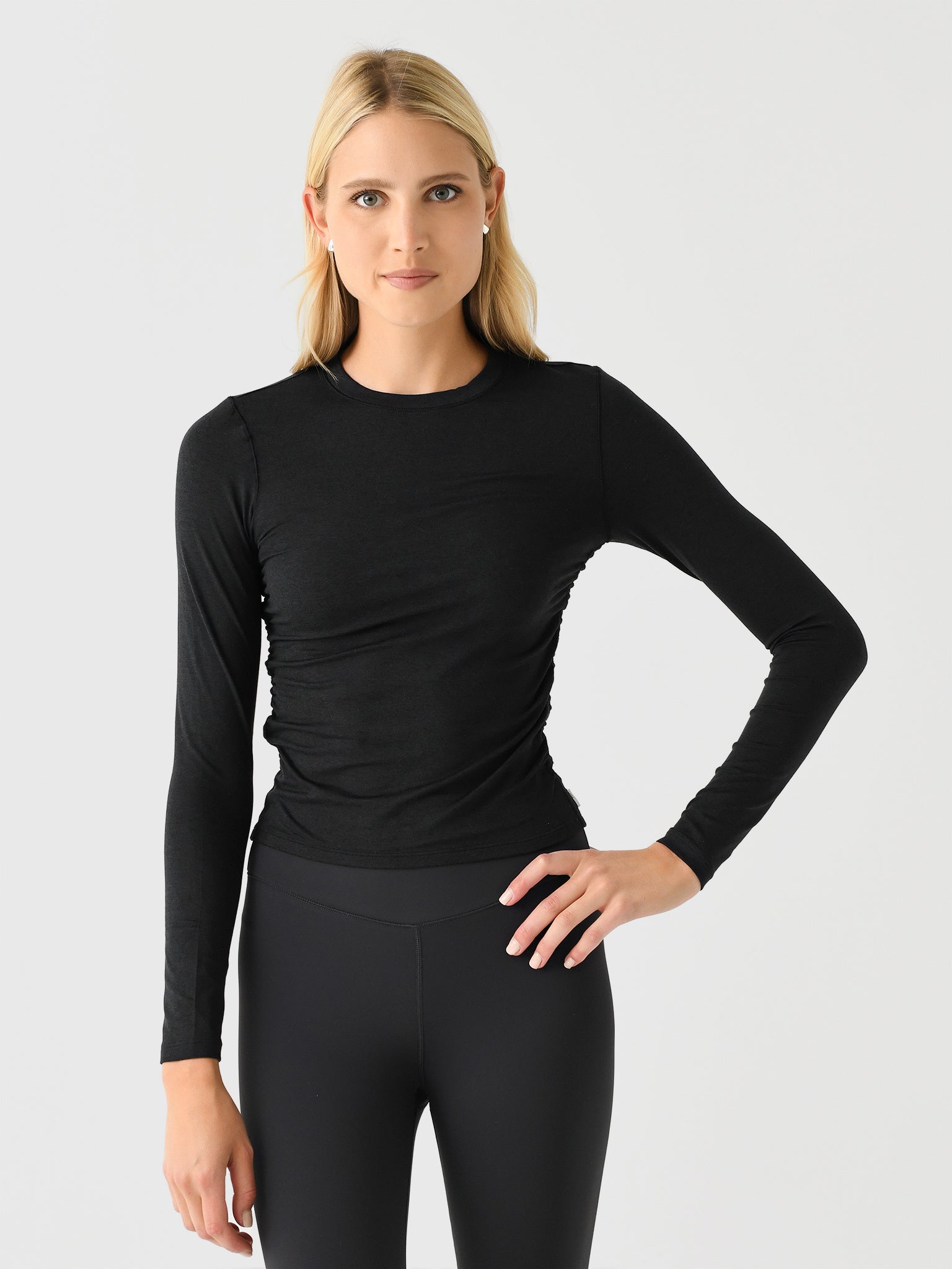 Vuori Women's Long Sleeve Halo Ruched Tee - Saint Bernard