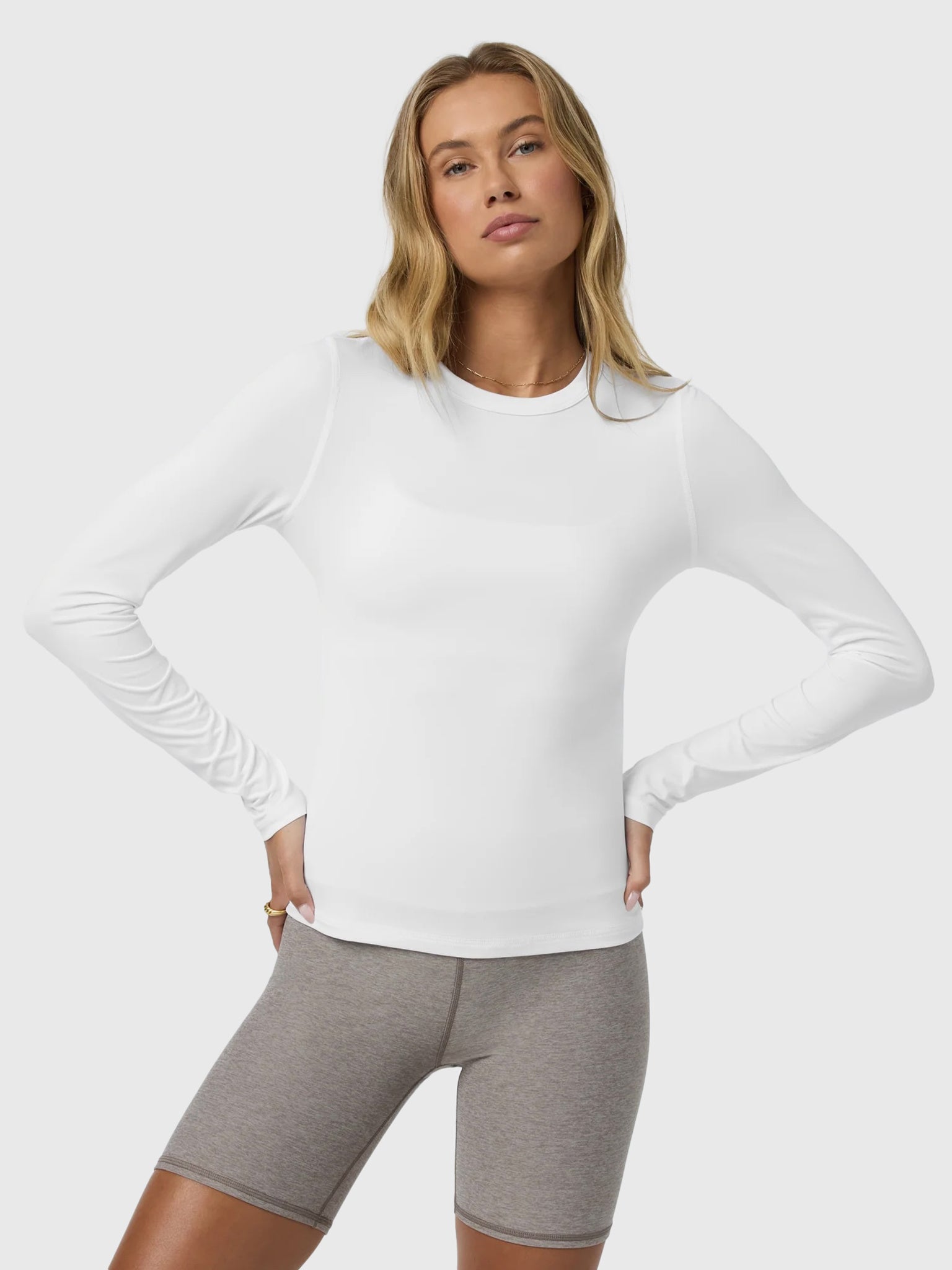 Vuori Women's Long Sleeve Lux Crew Tee - Saint Bernard