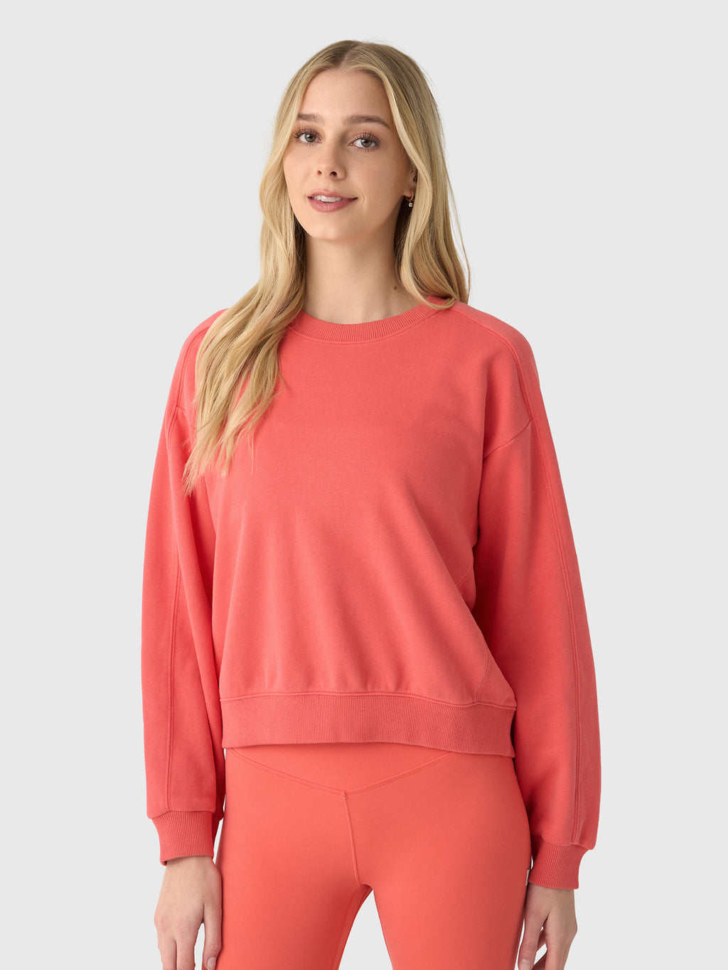 Vuori Women's Sedona Seams Crew - Saint Bernard