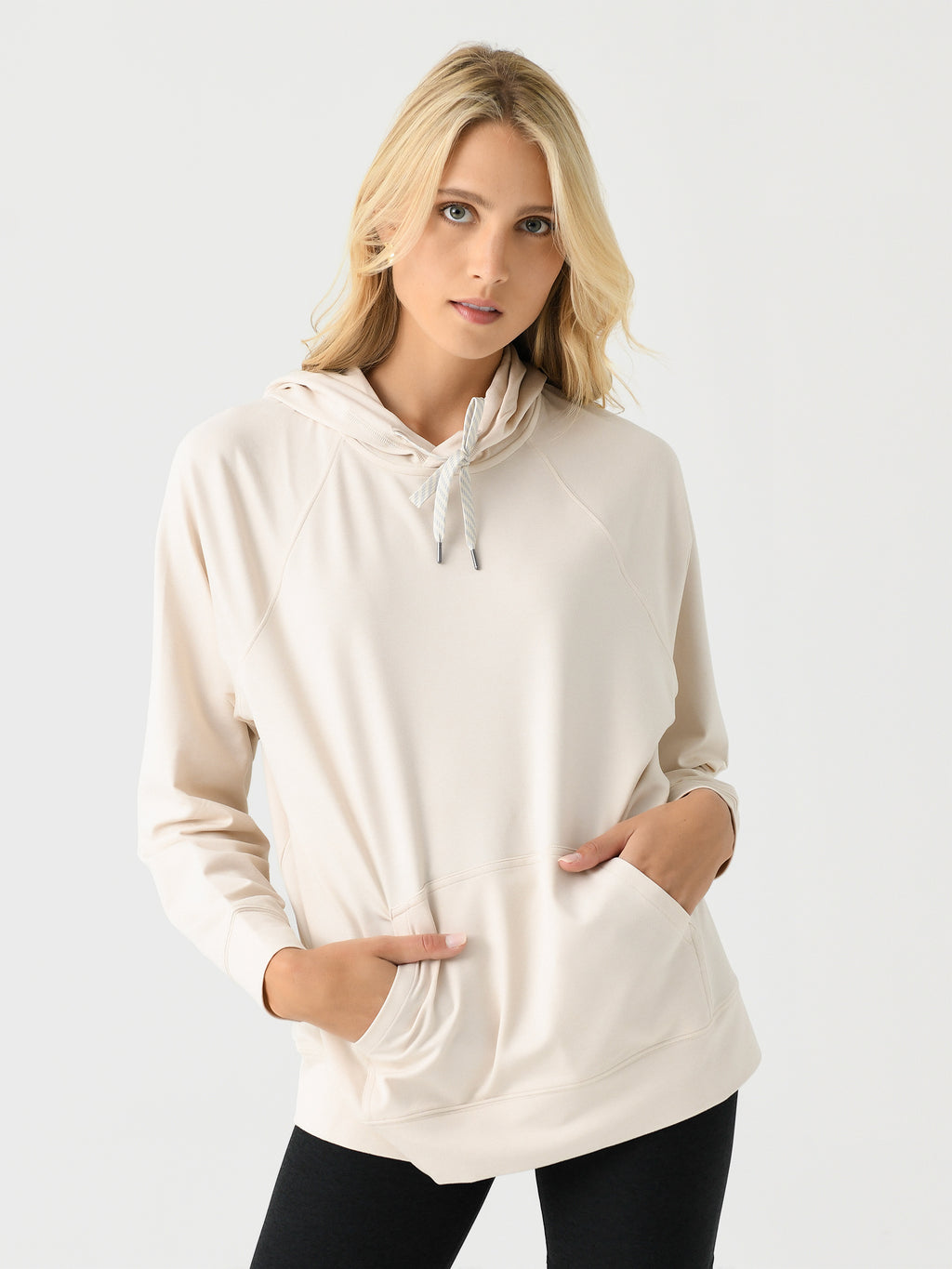 Vuori Women's Halo Oversized Hoodie - Saint Bernard