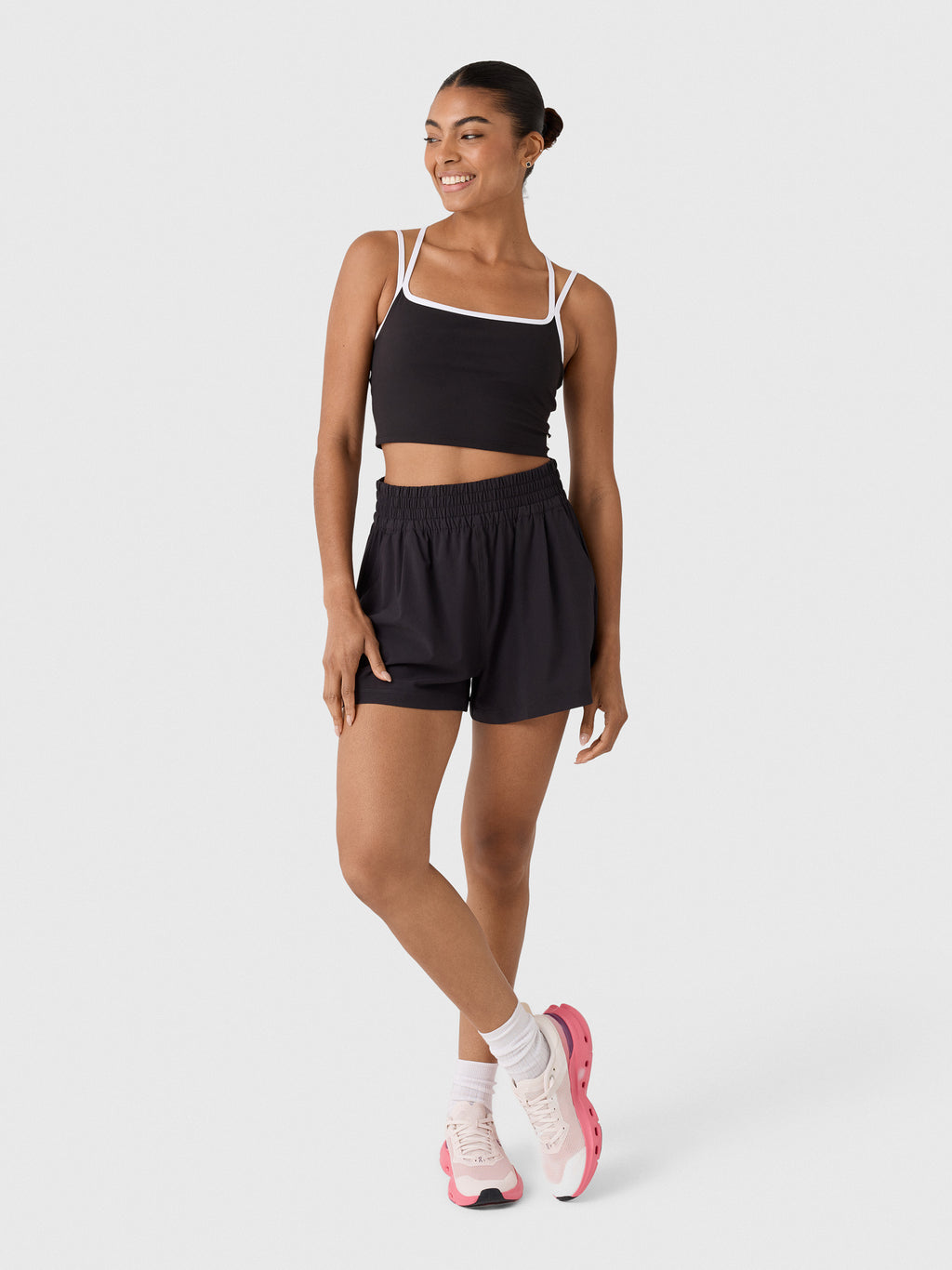 Vuori Women's Villa Short - Saint Bernard