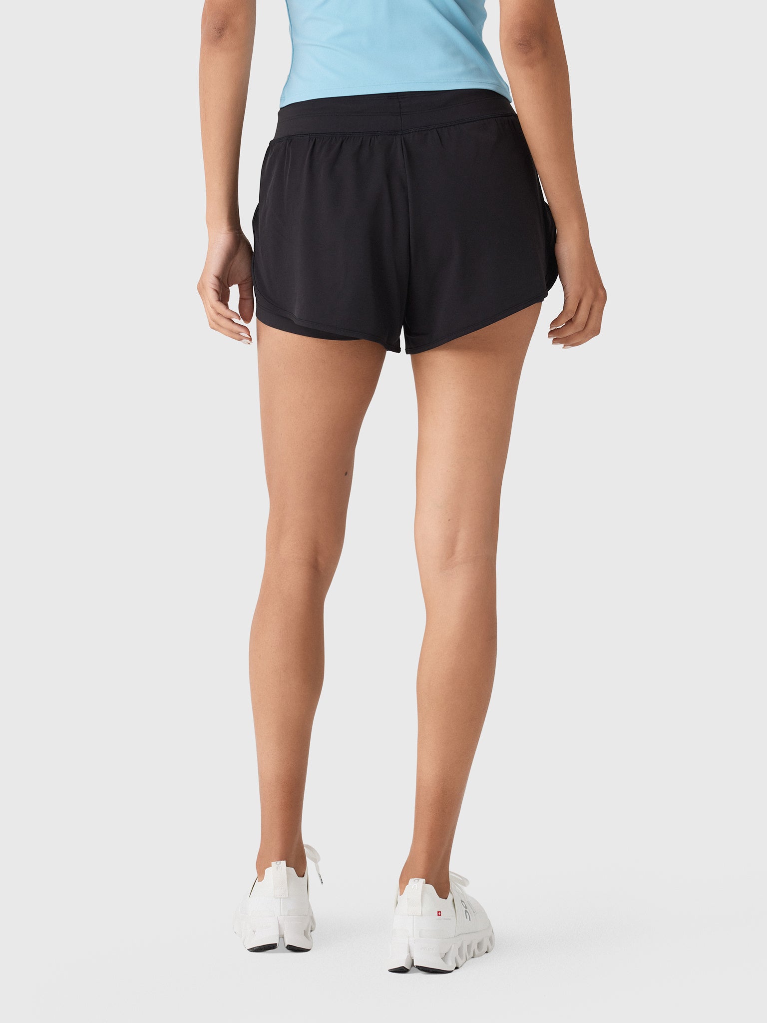 Vuori Women's Daily Speed 2.5" Short - Saint Bernard