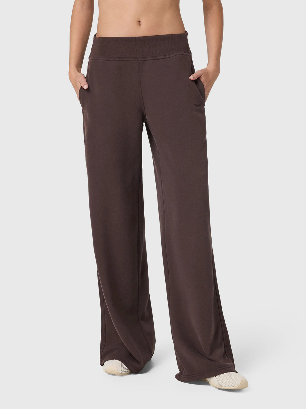 Vuori Women's Sedona Midrise Wideleg Sweatpant - Saint Bernard