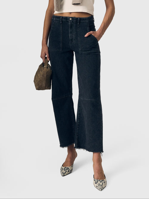 Le Jean Women's Utility Soft Barrel Jean