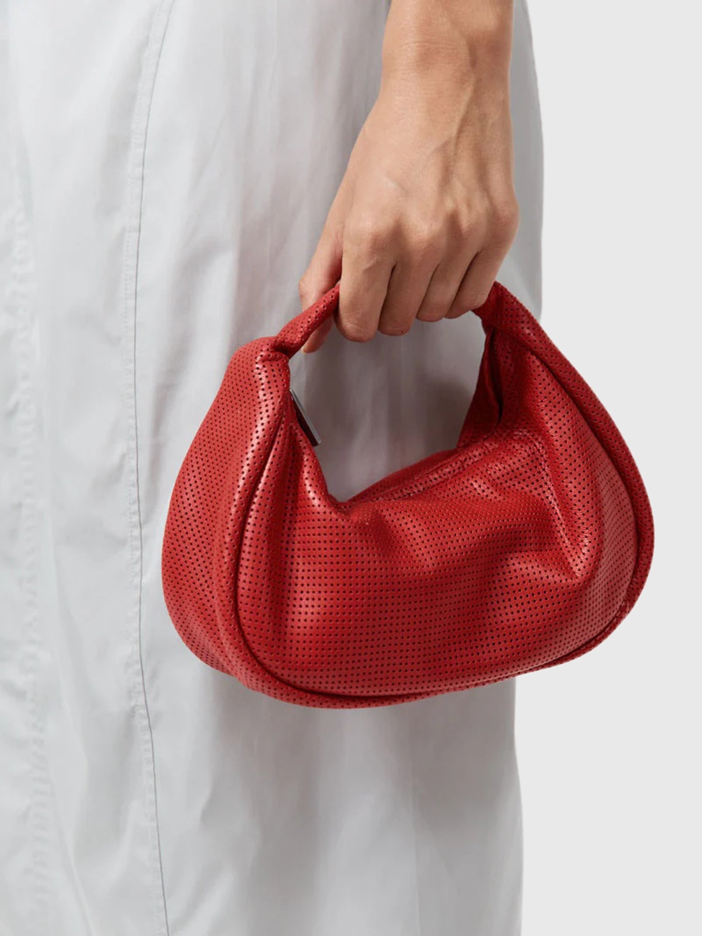 W25-009RSOxROSSO-alt1