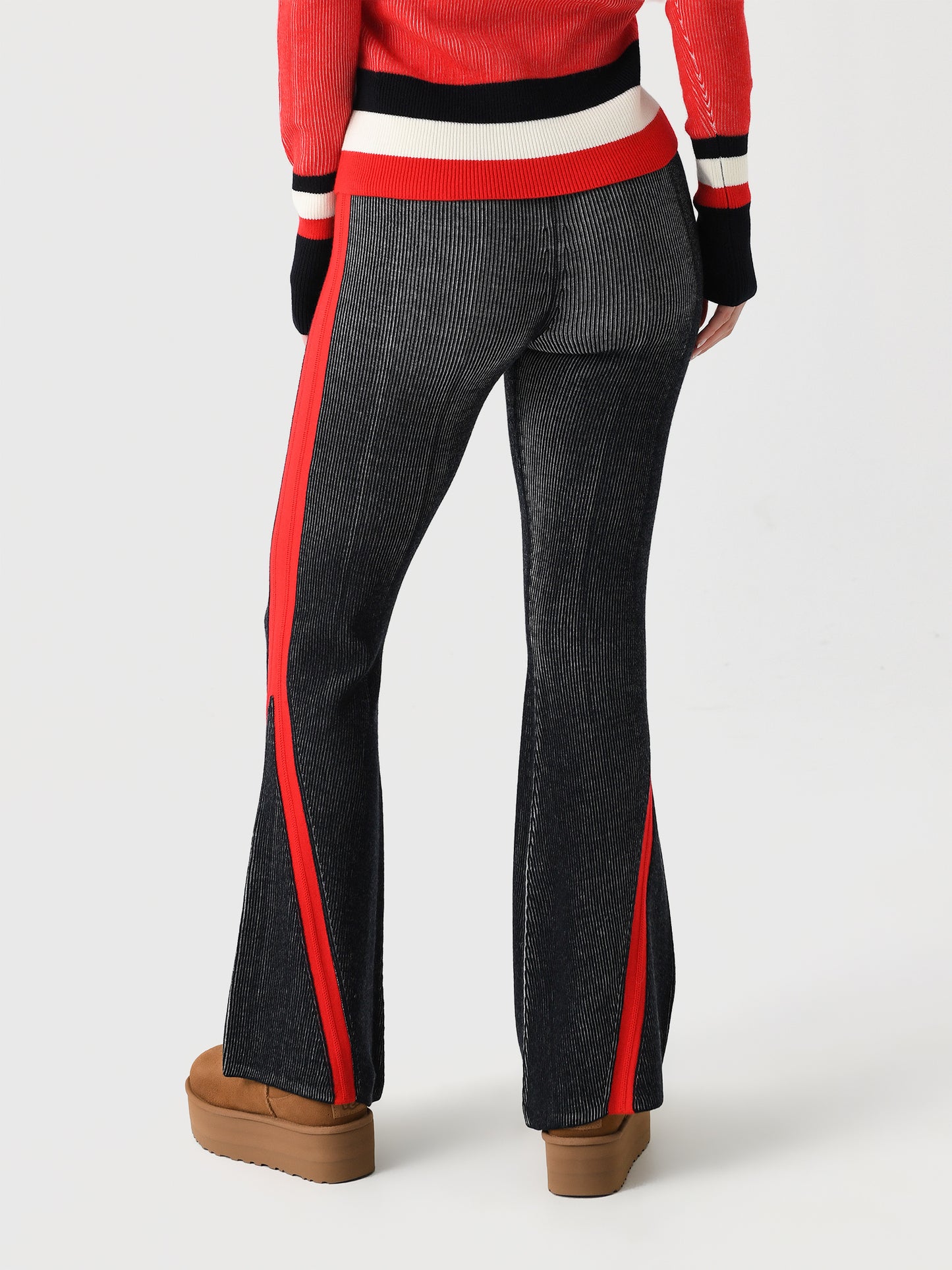 W3001112xDARKCHARCOALBLUEREDSNOWWHITE-alt3