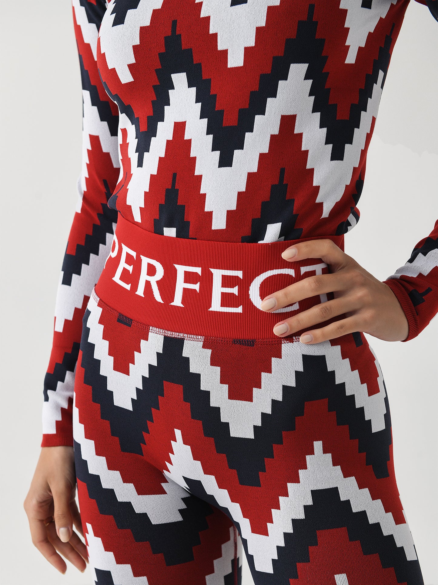 W3001115xCHEVRONPRINTRED-alt4